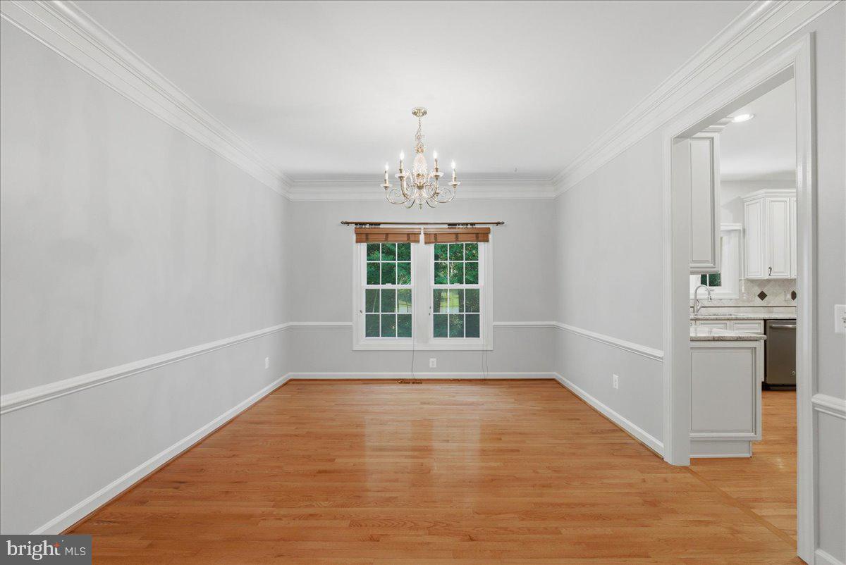 MEADOWBROOK WOODS - Residential