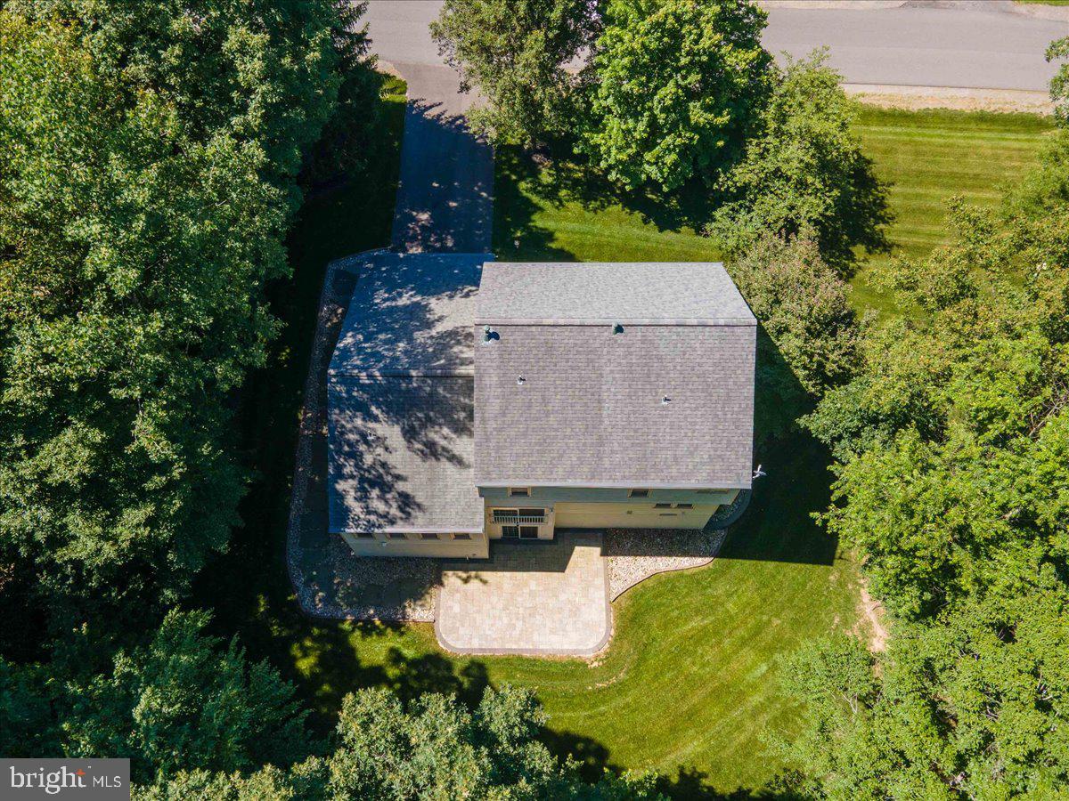 MEADOWBROOK WOODS - Residential