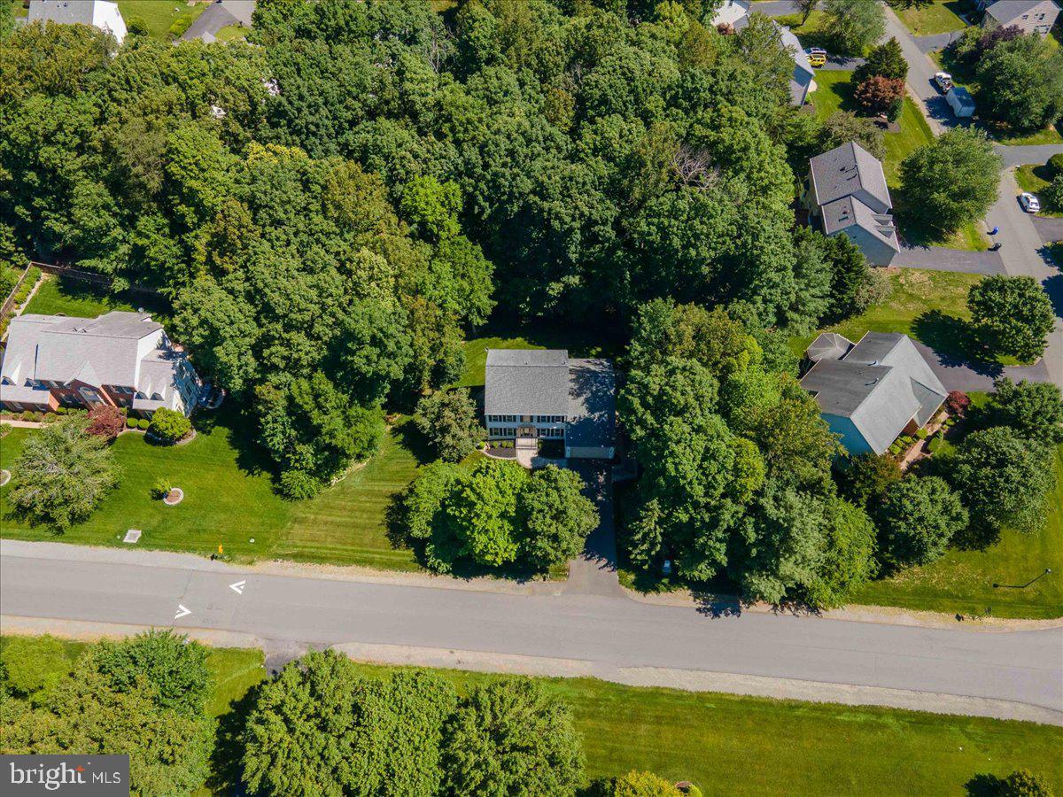 MEADOWBROOK WOODS - Residential