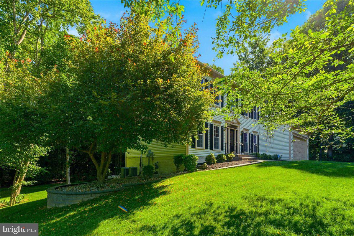MEADOWBROOK WOODS - Residential