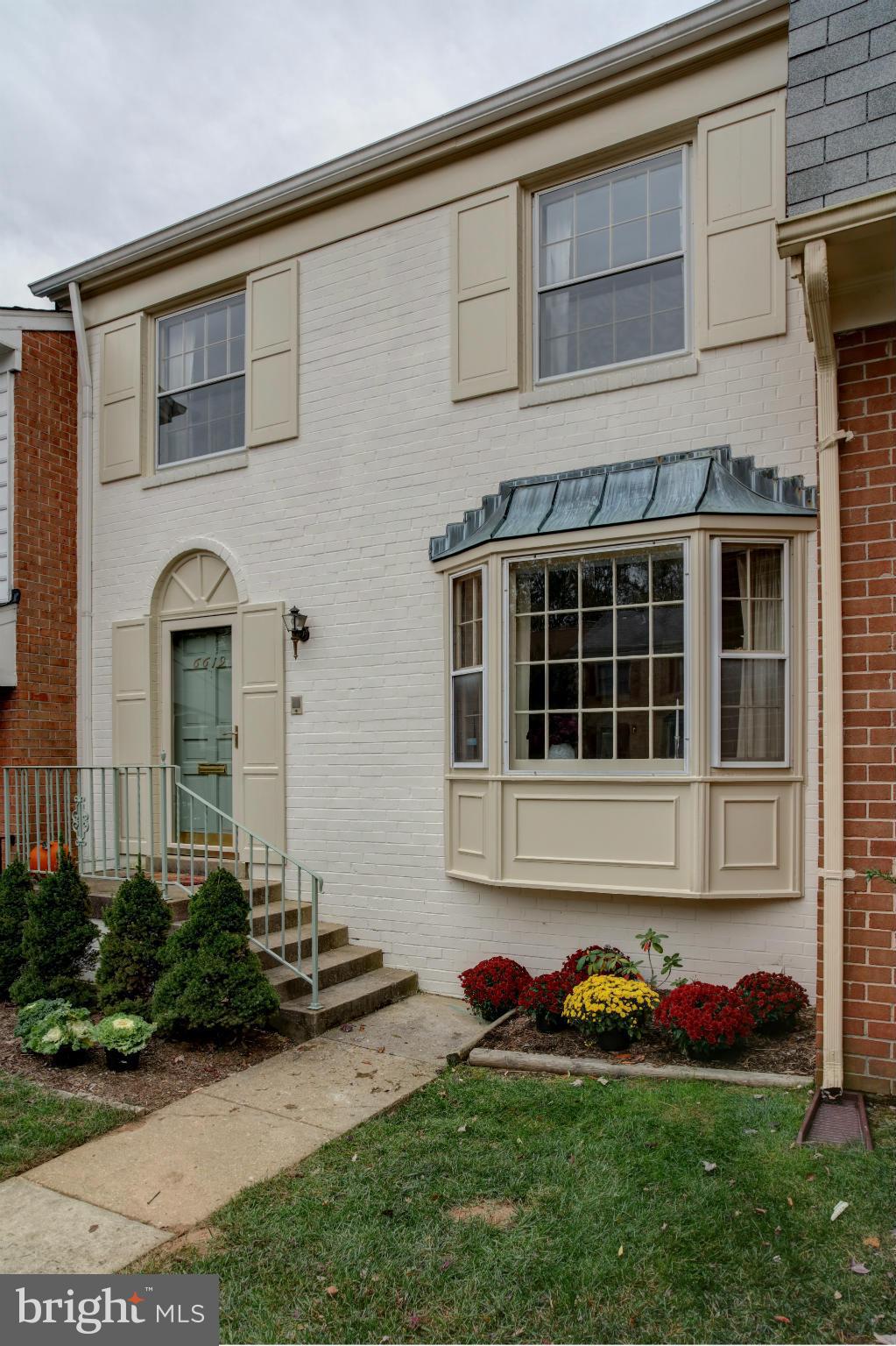 WESTMORELAND SQUARE - Residential Lease