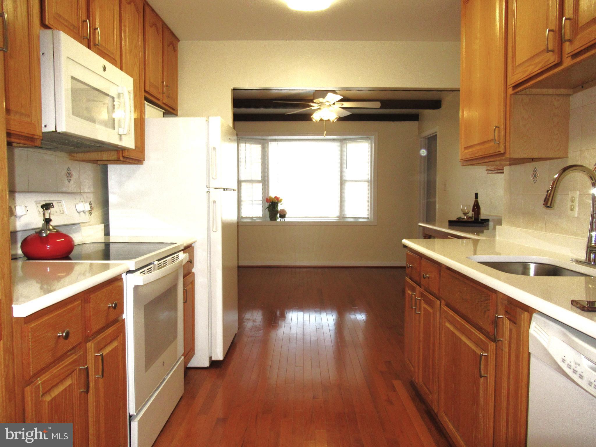 WESTMORELAND SQUARE - Residential Lease