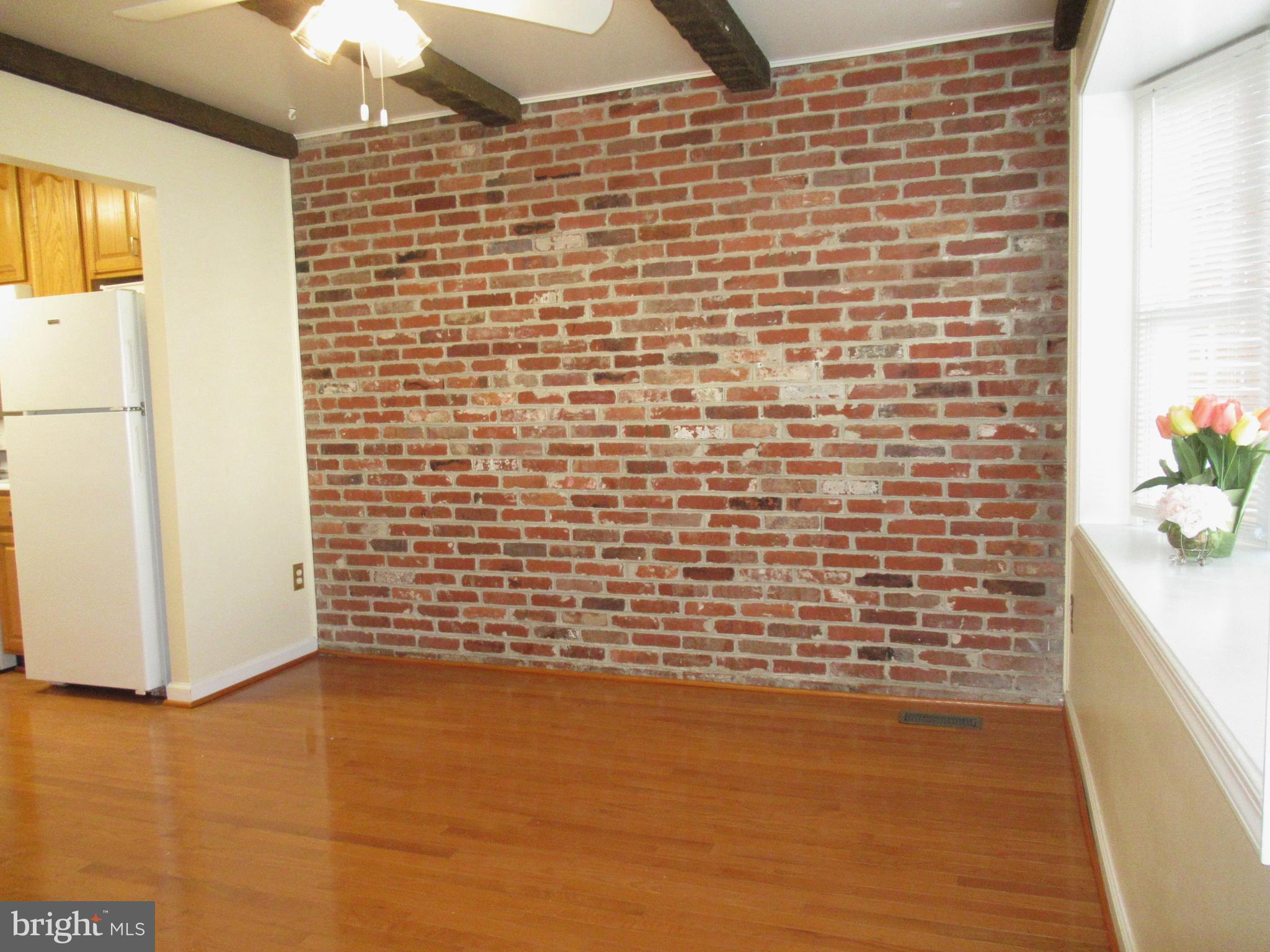 WESTMORELAND SQUARE - Residential Lease