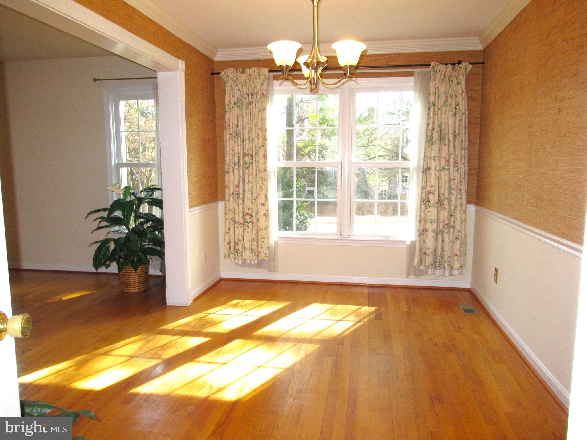 WESTMORELAND SQUARE - Residential Lease