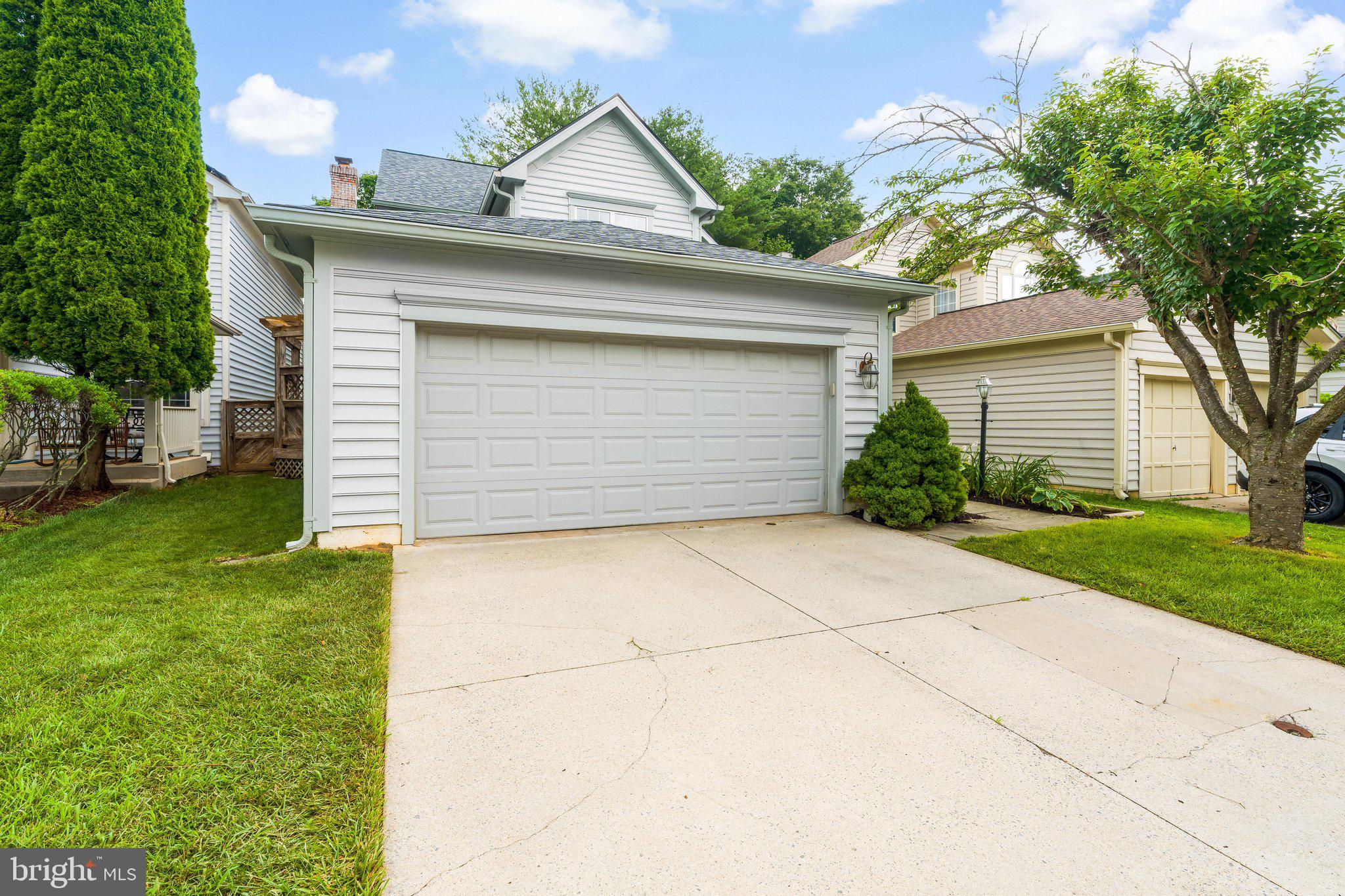 GABLE FIELD - Residential