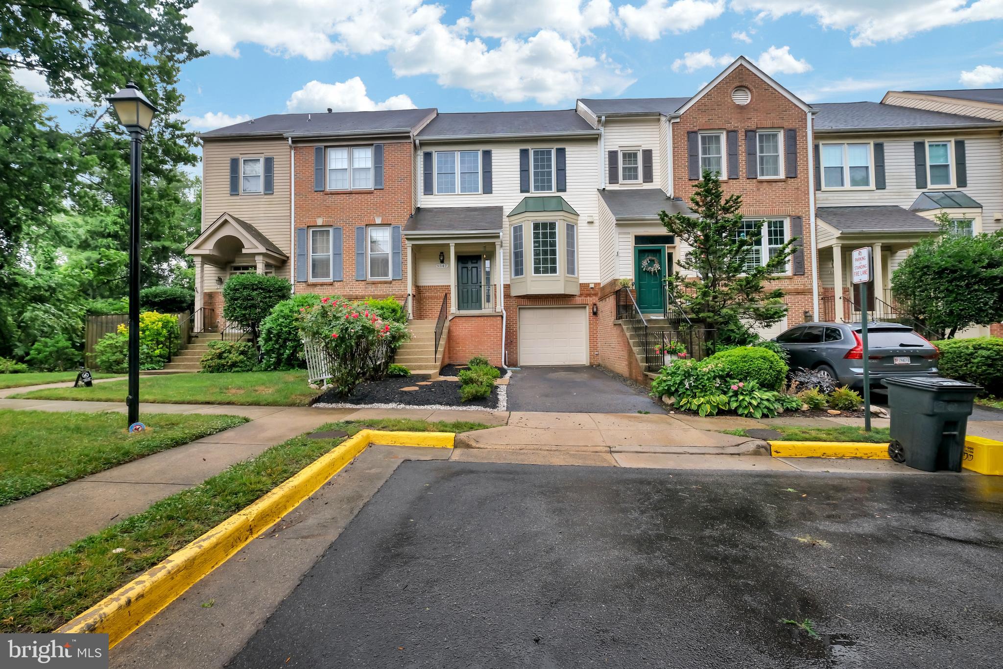 CAROLINE OAKS - Residential