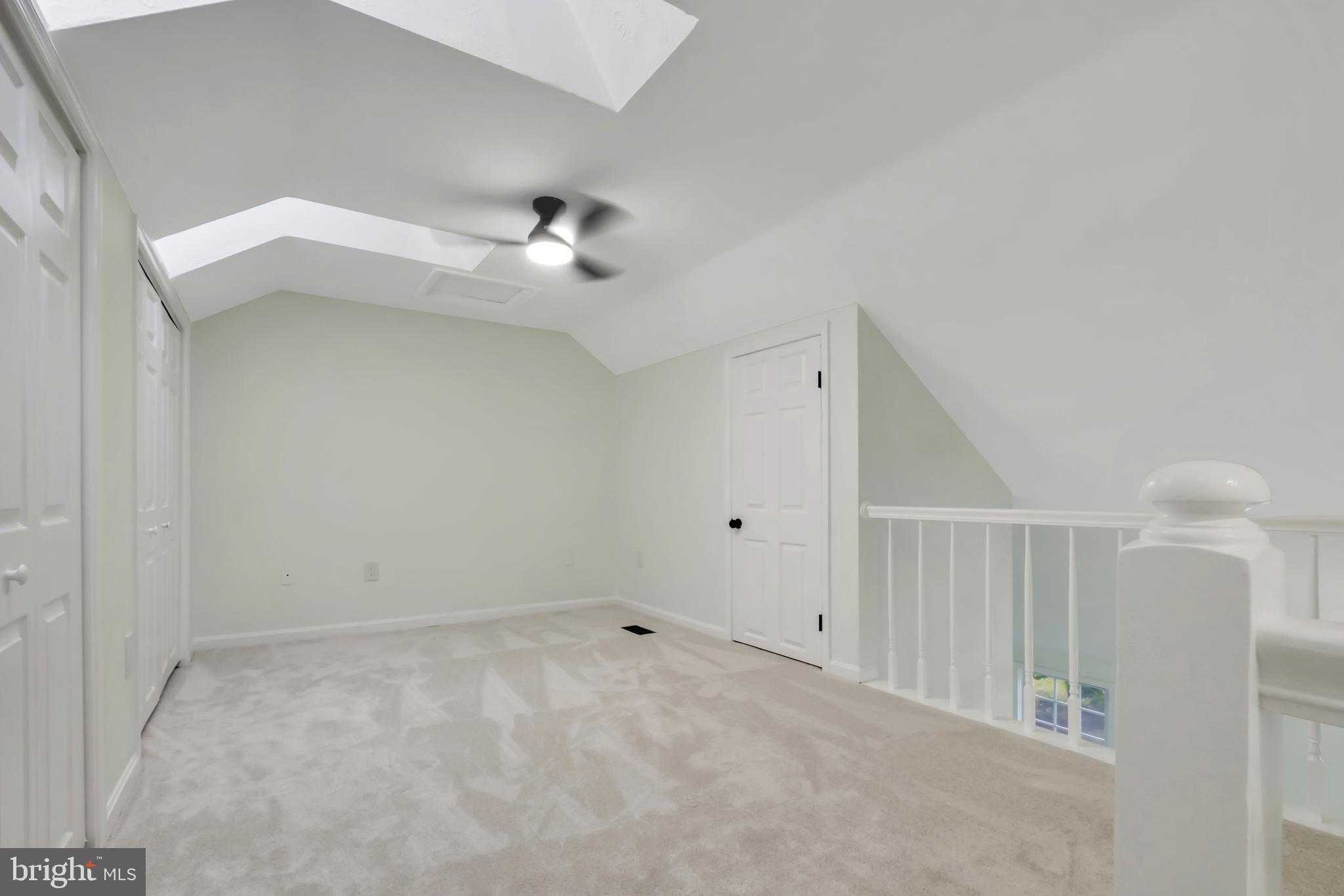 CAROLINE OAKS - Residential