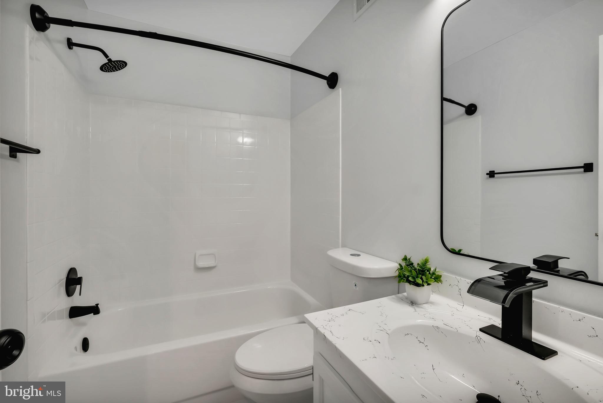 CAROLINE OAKS - Residential