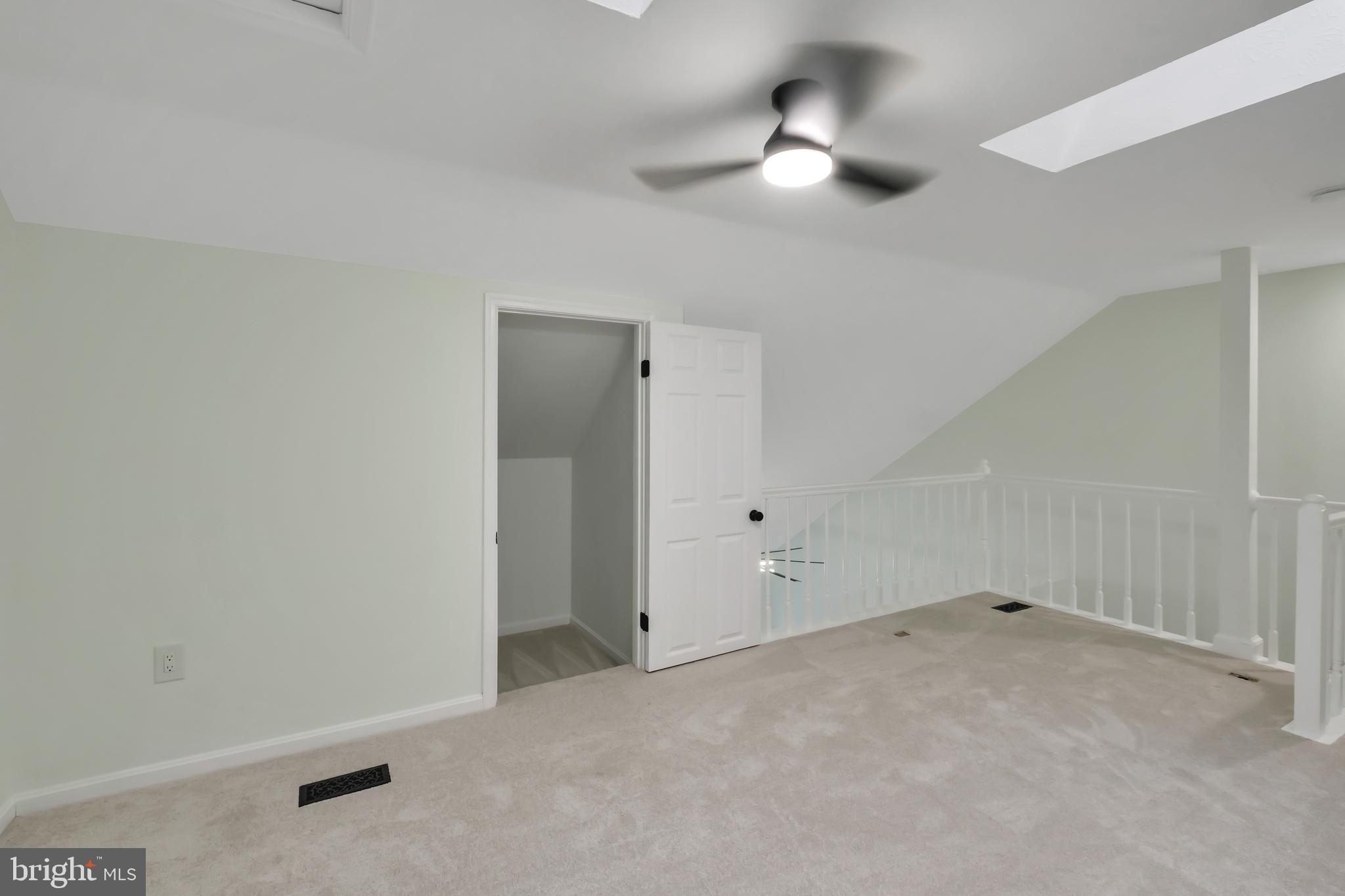 CAROLINE OAKS - Residential