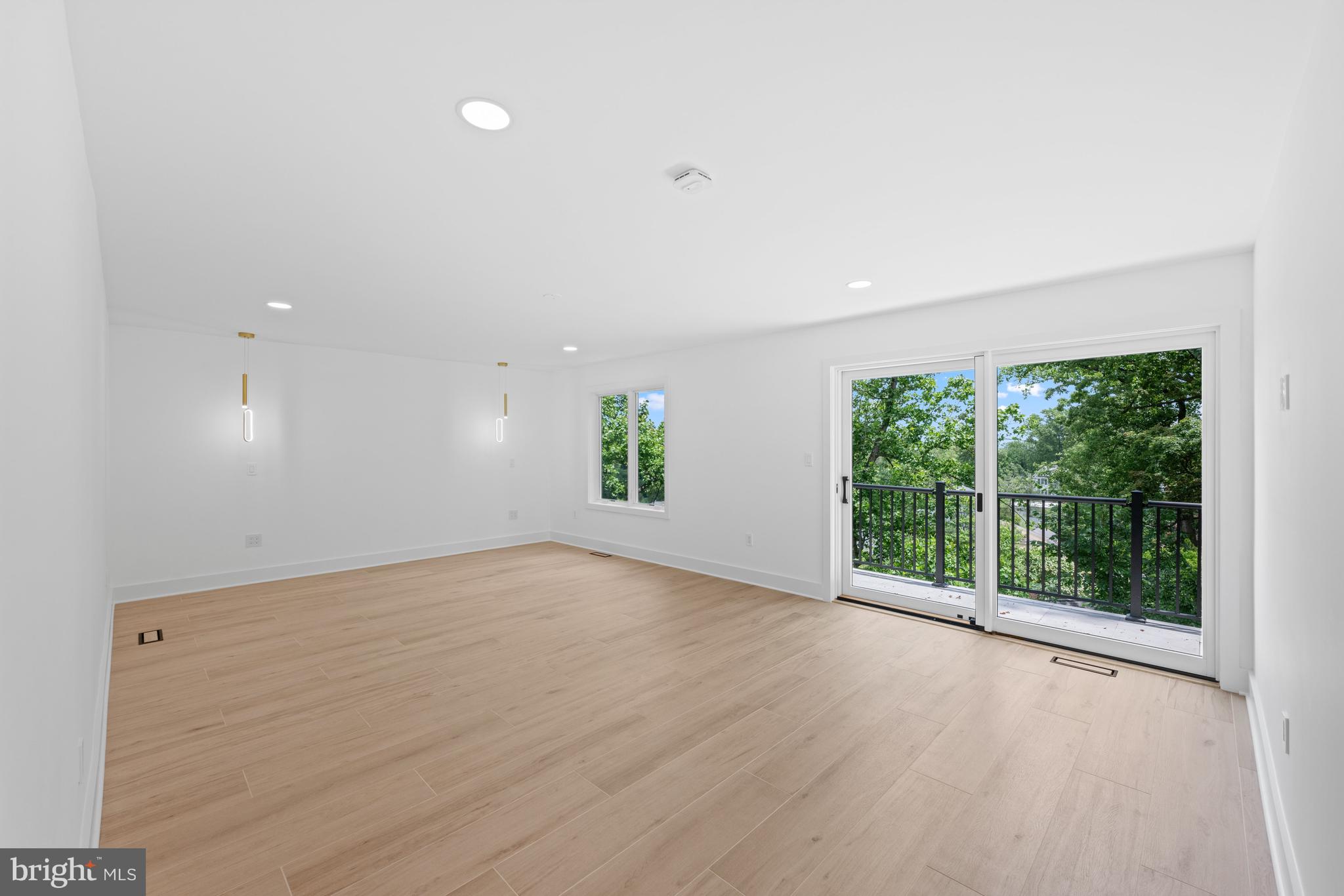 DONALDSON RUN - Residential