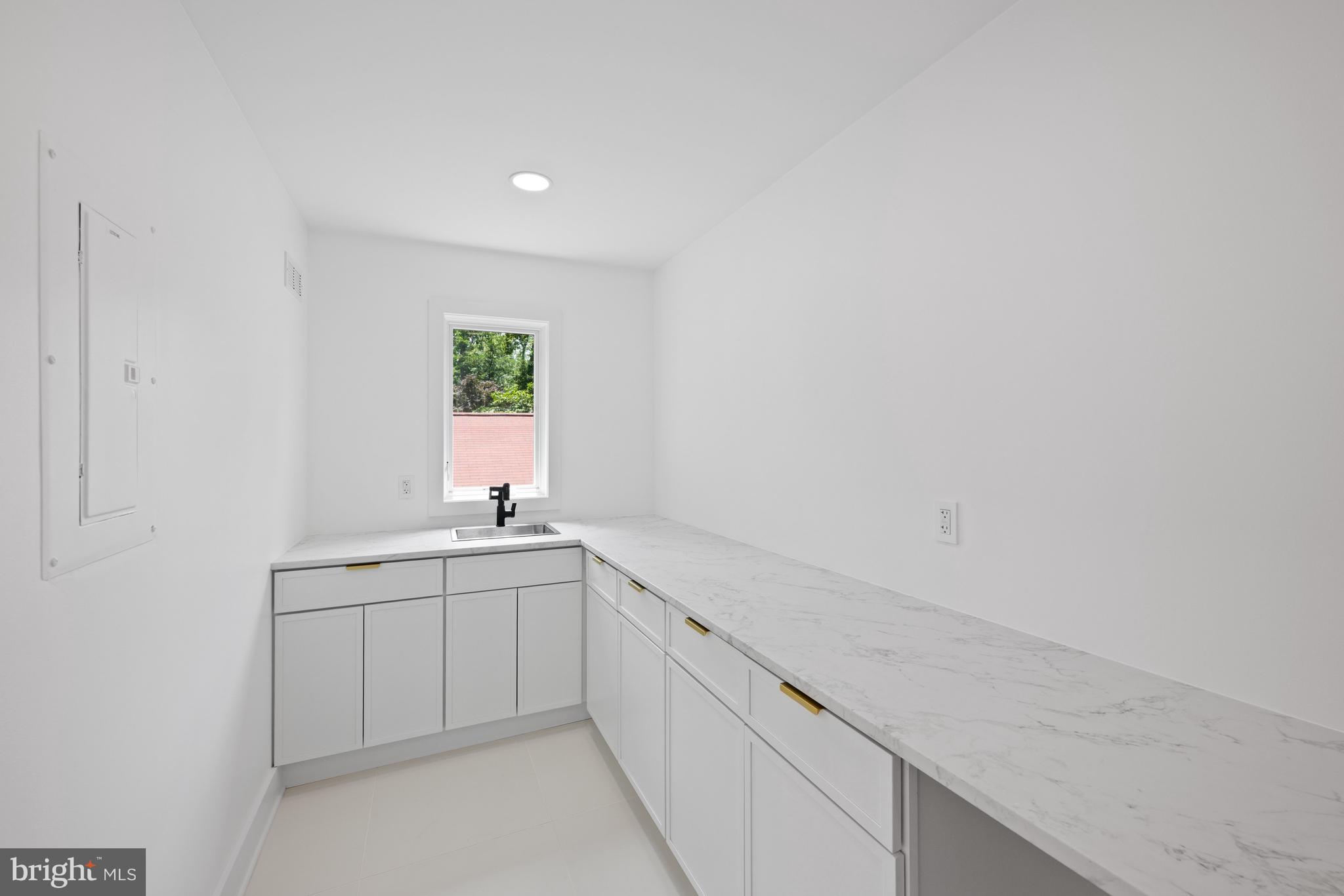 DONALDSON RUN - Residential