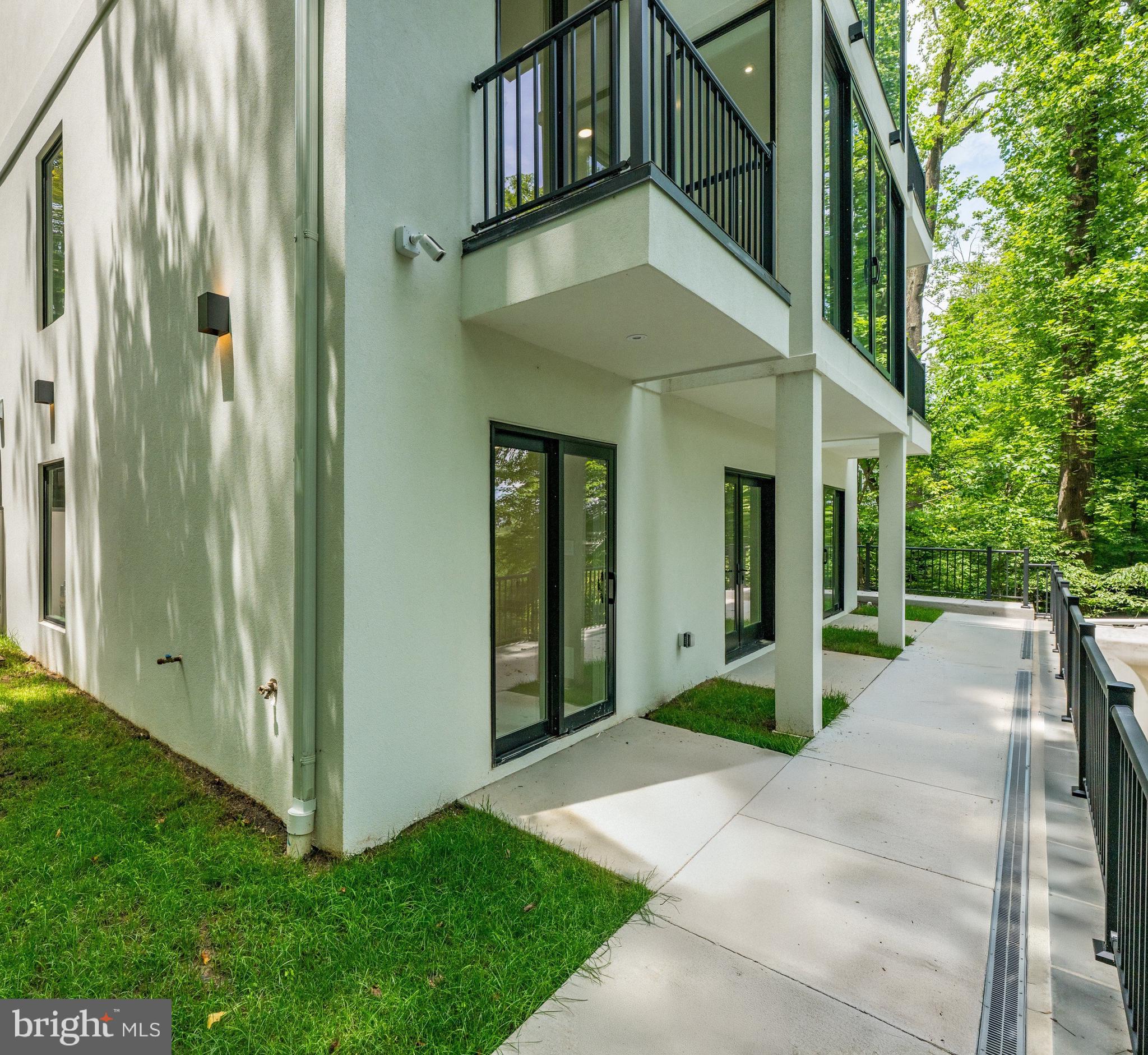 DONALDSON RUN - Residential