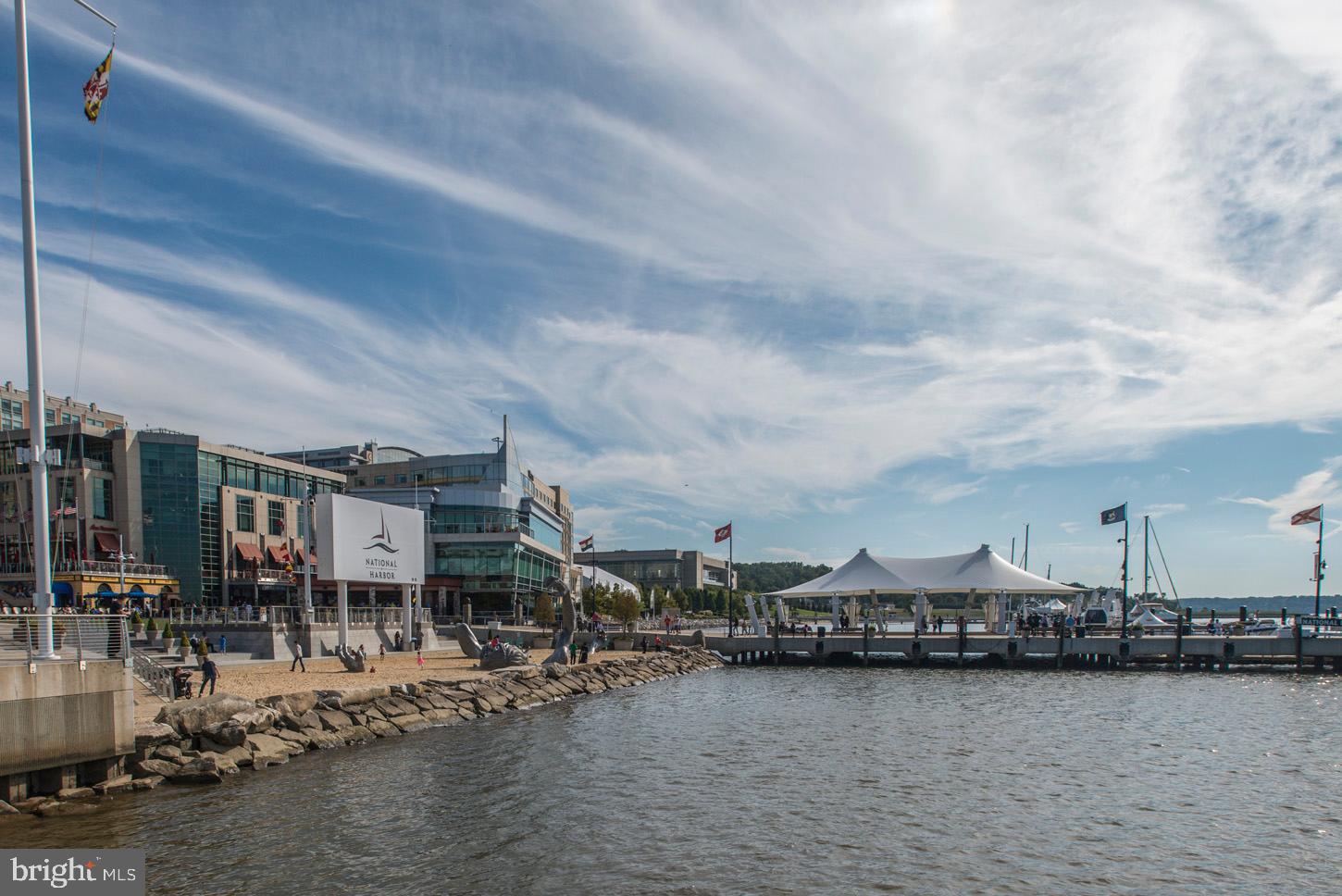 NATIONAL HARBOR - Residential