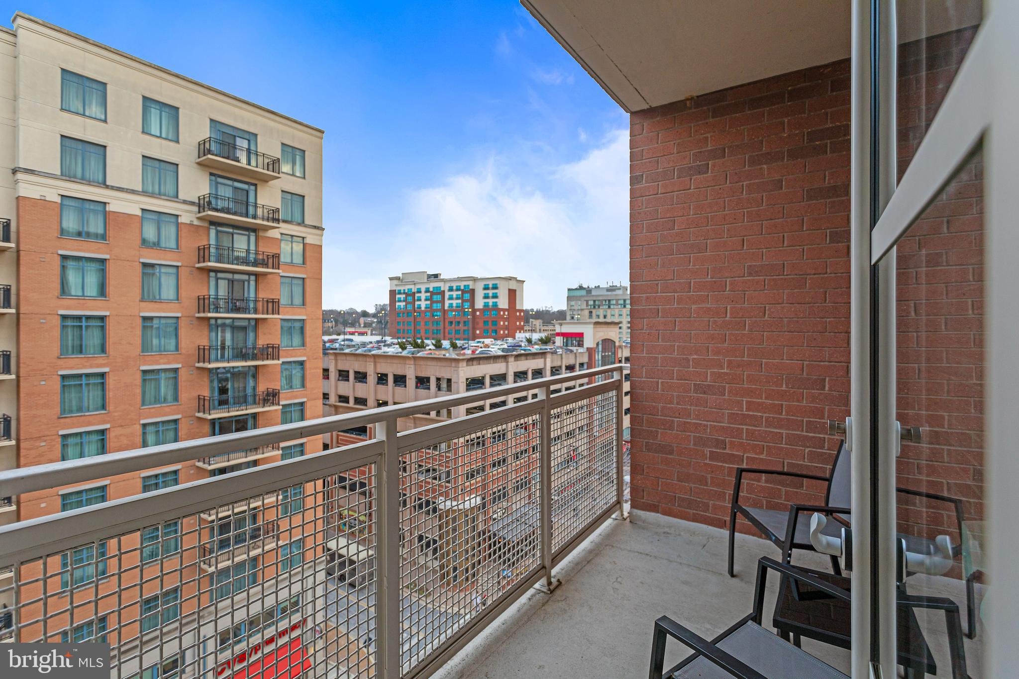 NATIONAL HARBOR - Residential