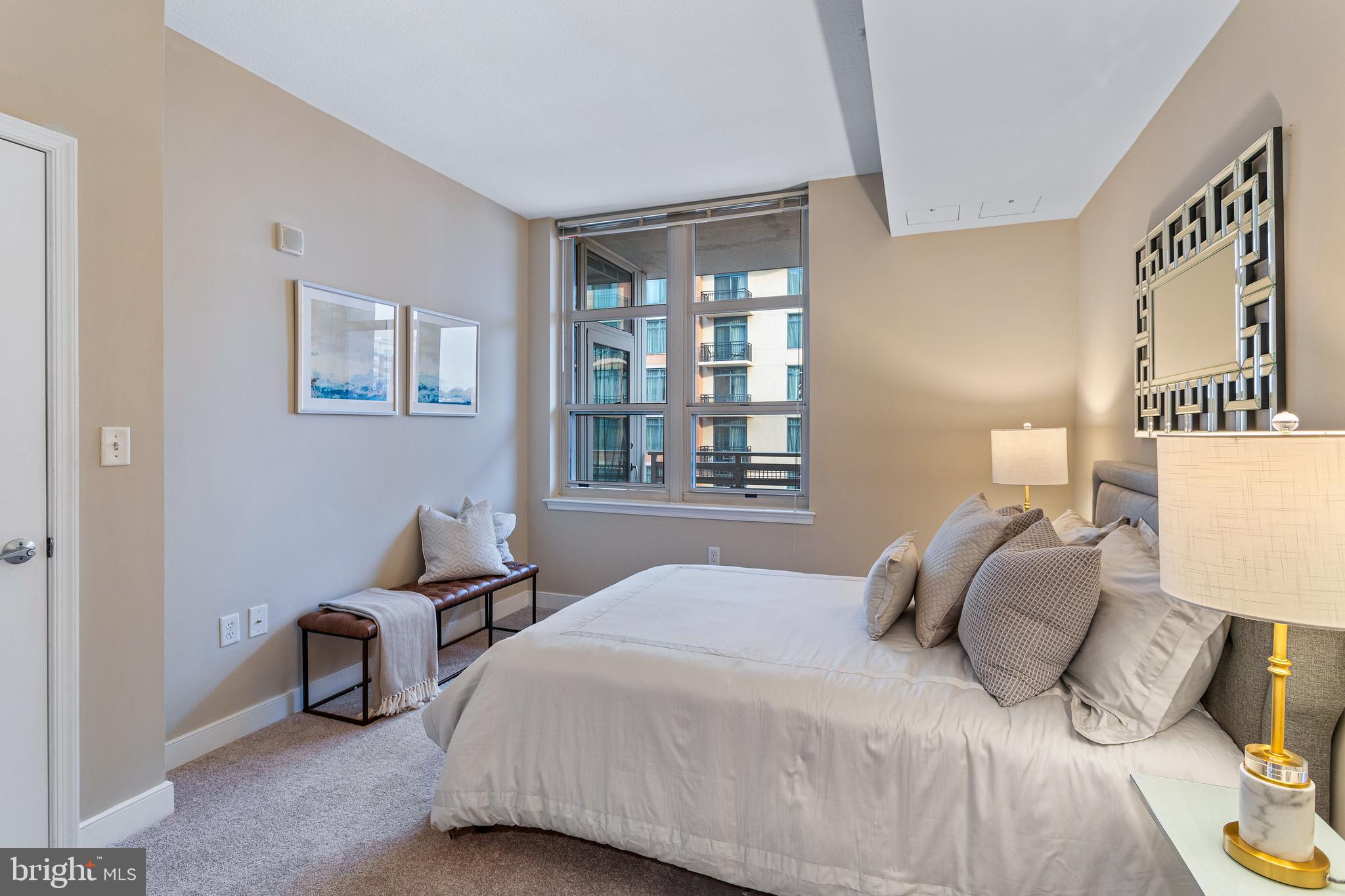 NATIONAL HARBOR - Residential