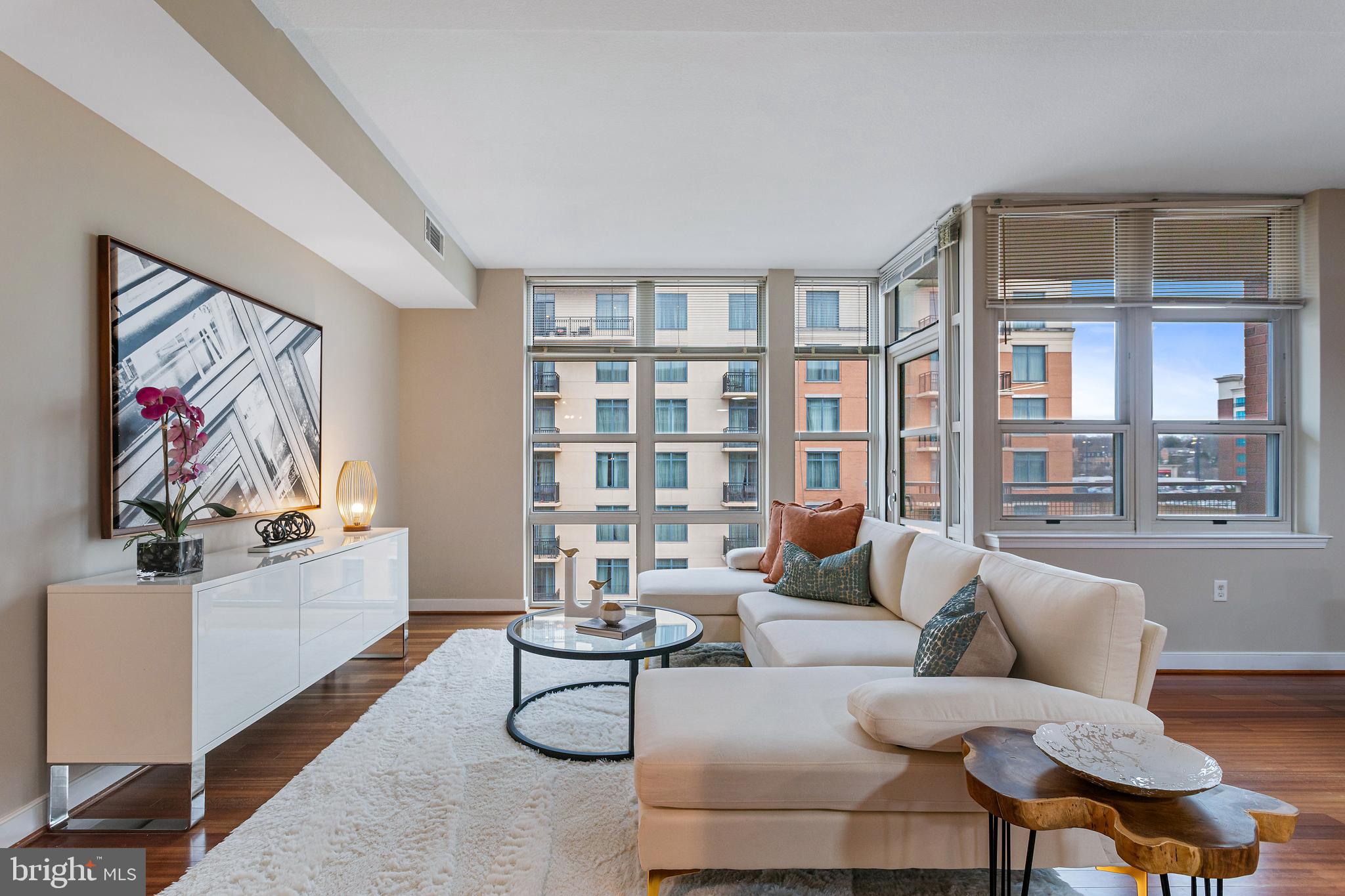 NATIONAL HARBOR - Residential