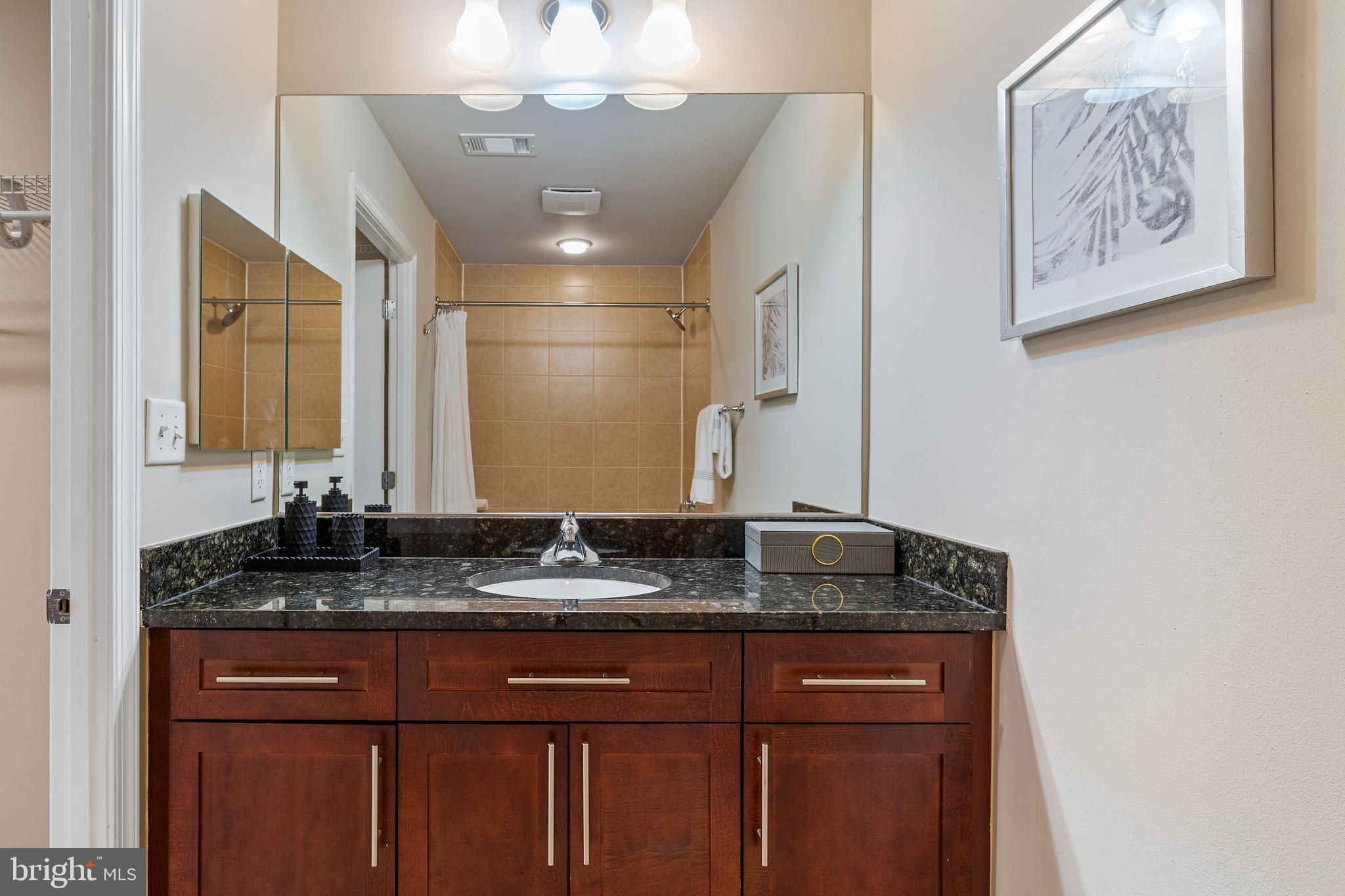NATIONAL HARBOR - Residential