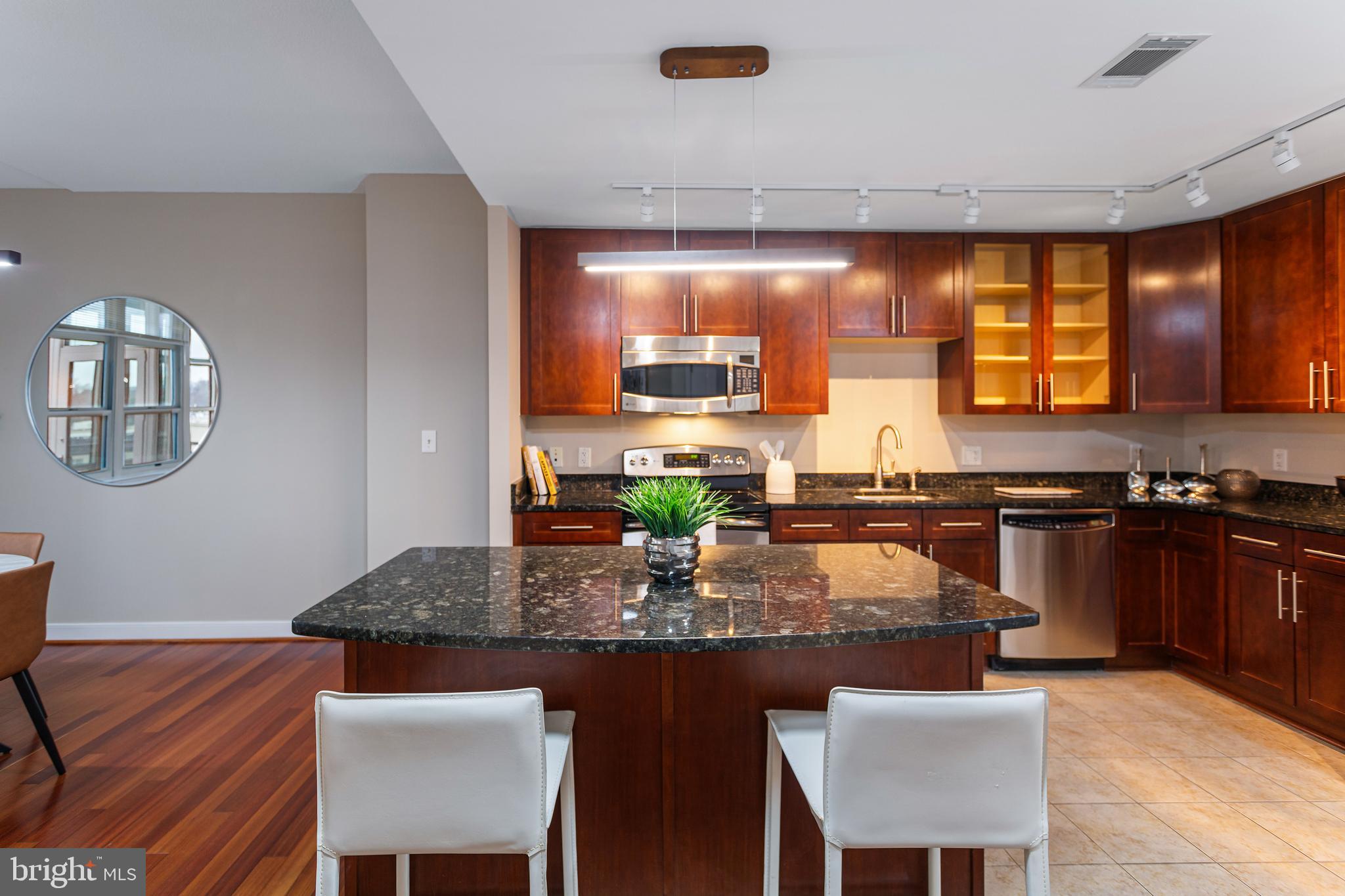 NATIONAL HARBOR - Residential