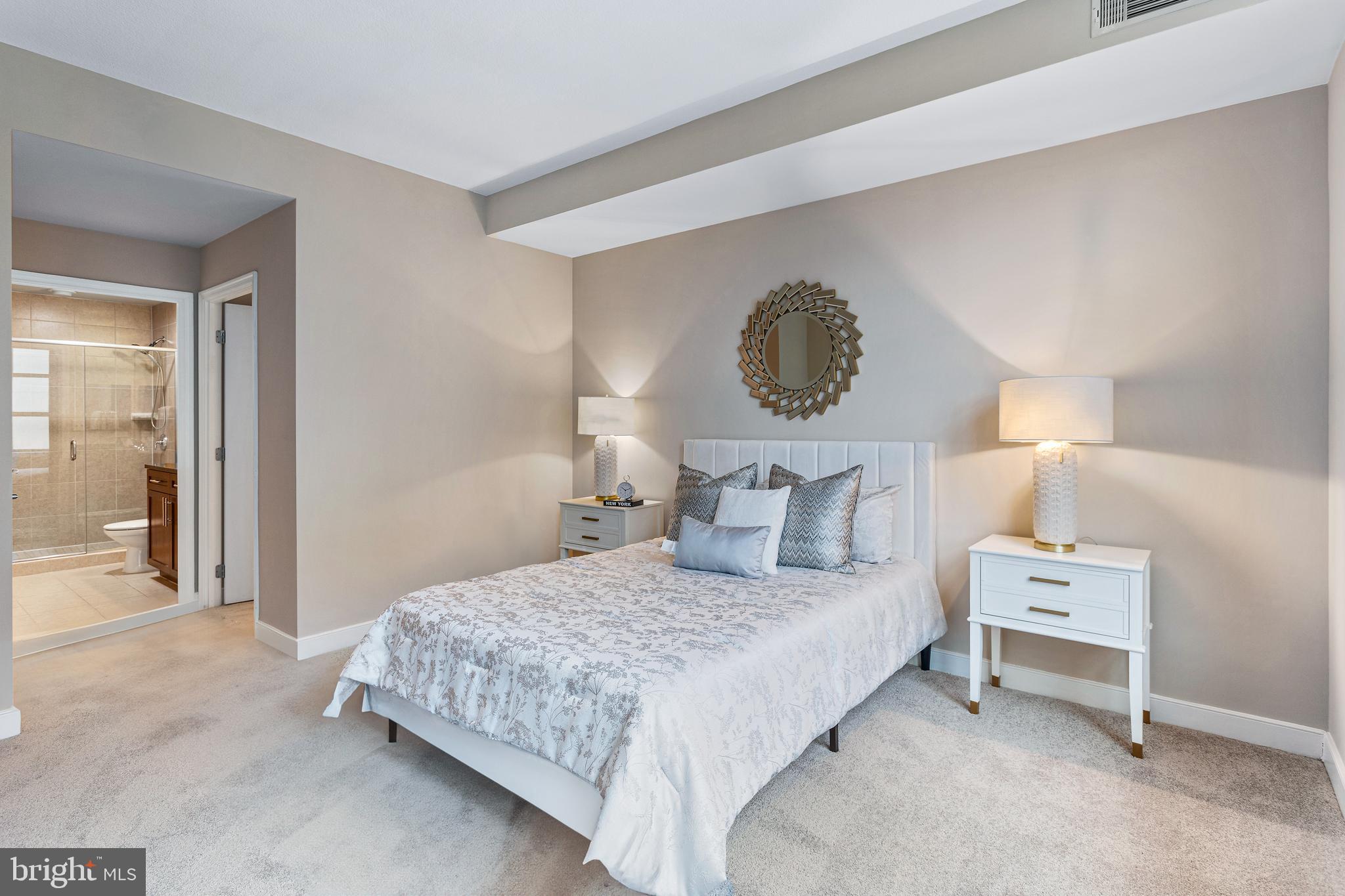 NATIONAL HARBOR - Residential