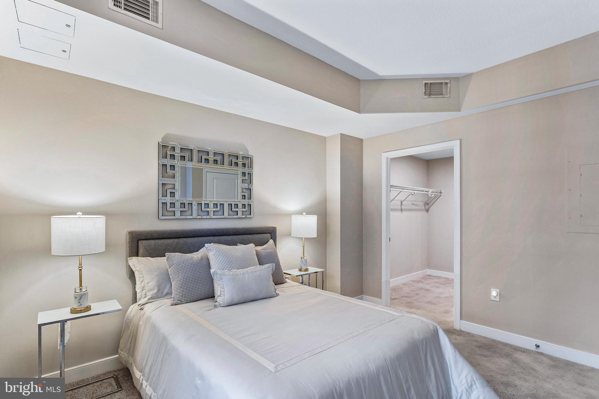NATIONAL HARBOR - Residential