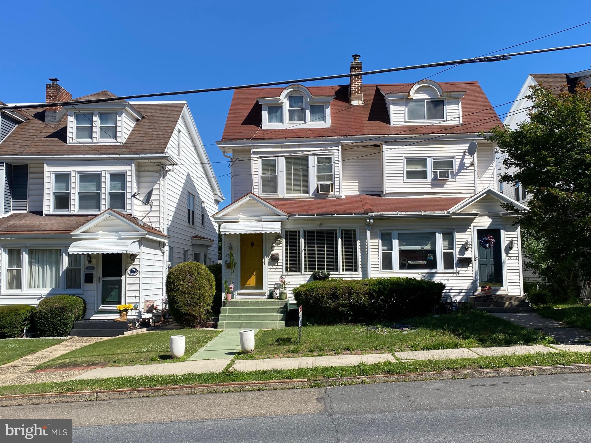 YORKVILLE - Residential