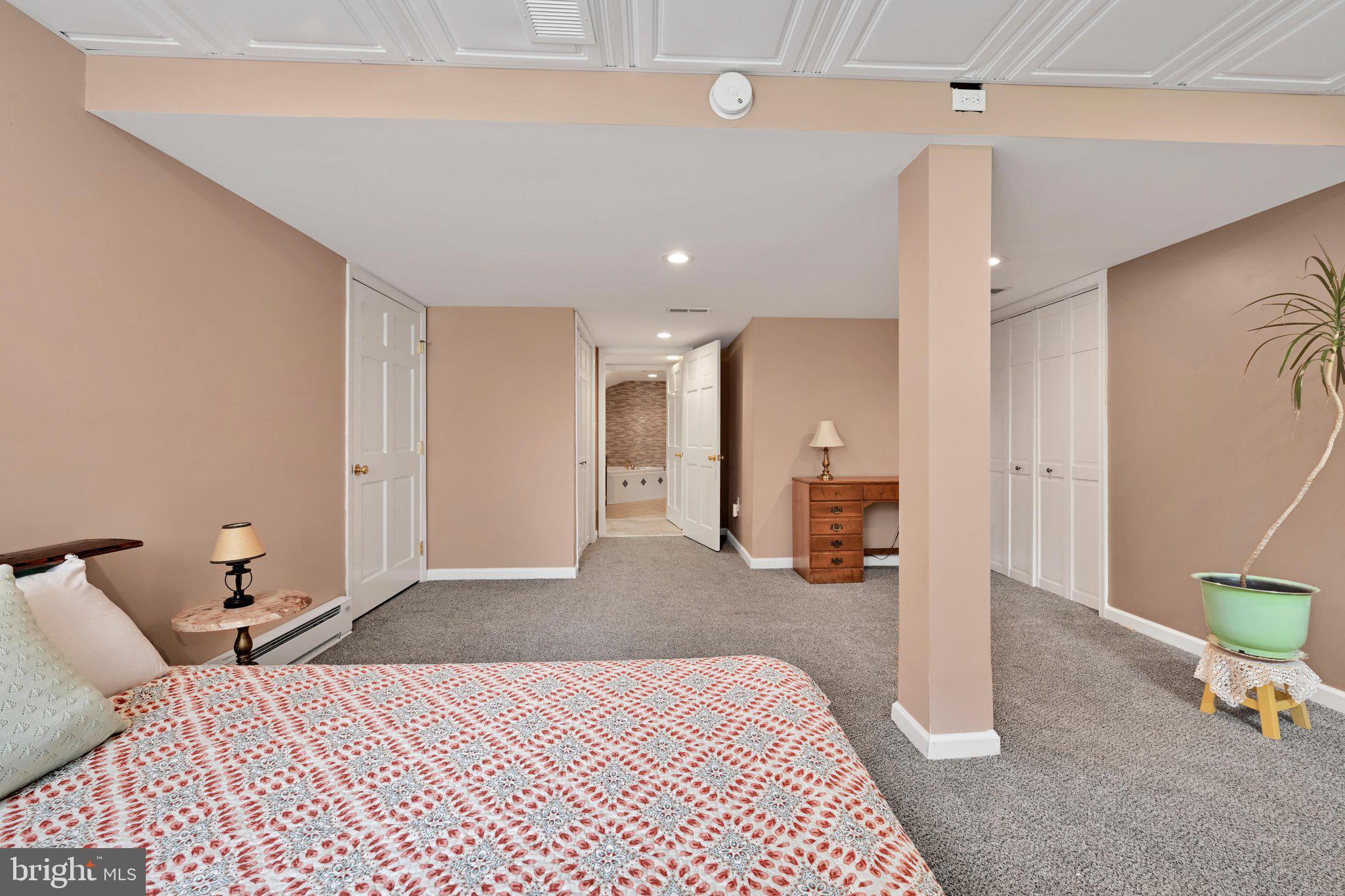 HILLS OVER PRATTS - Residential