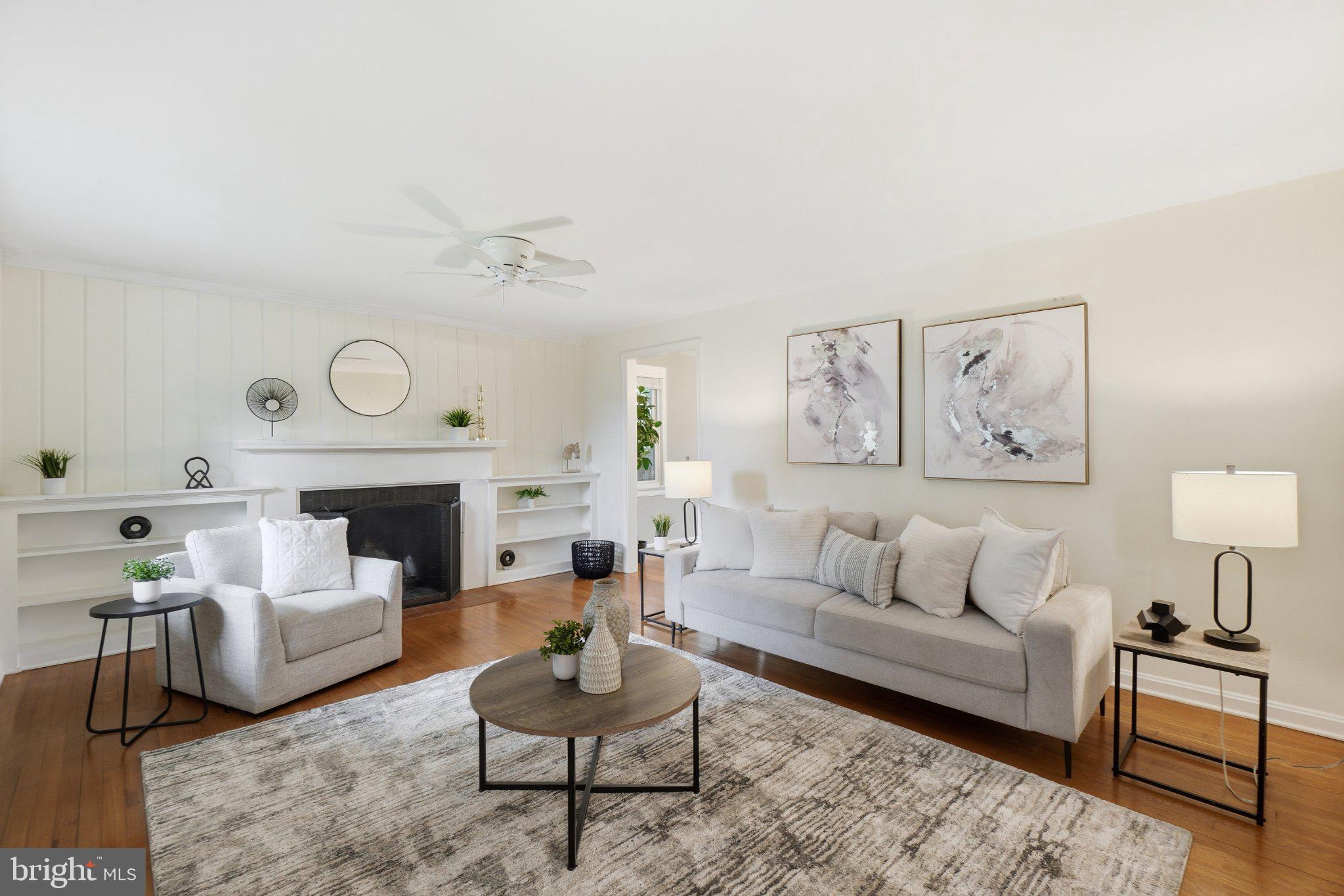 SLADES BROYHILL PARK - Residential