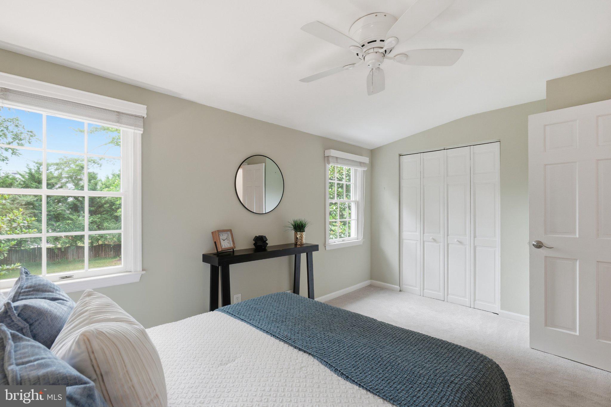 SLADES BROYHILL PARK - Residential
