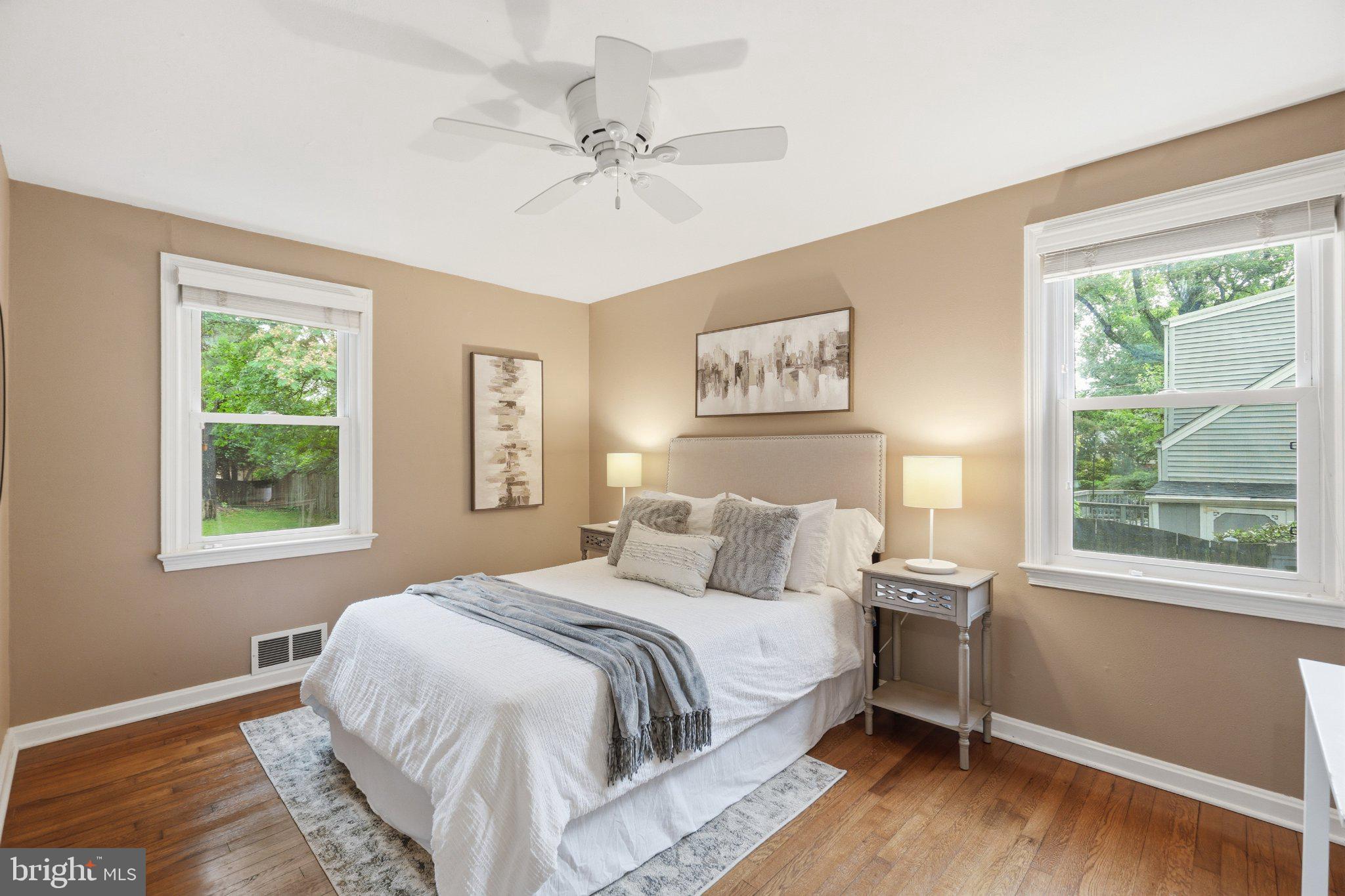SLADES BROYHILL PARK - Residential