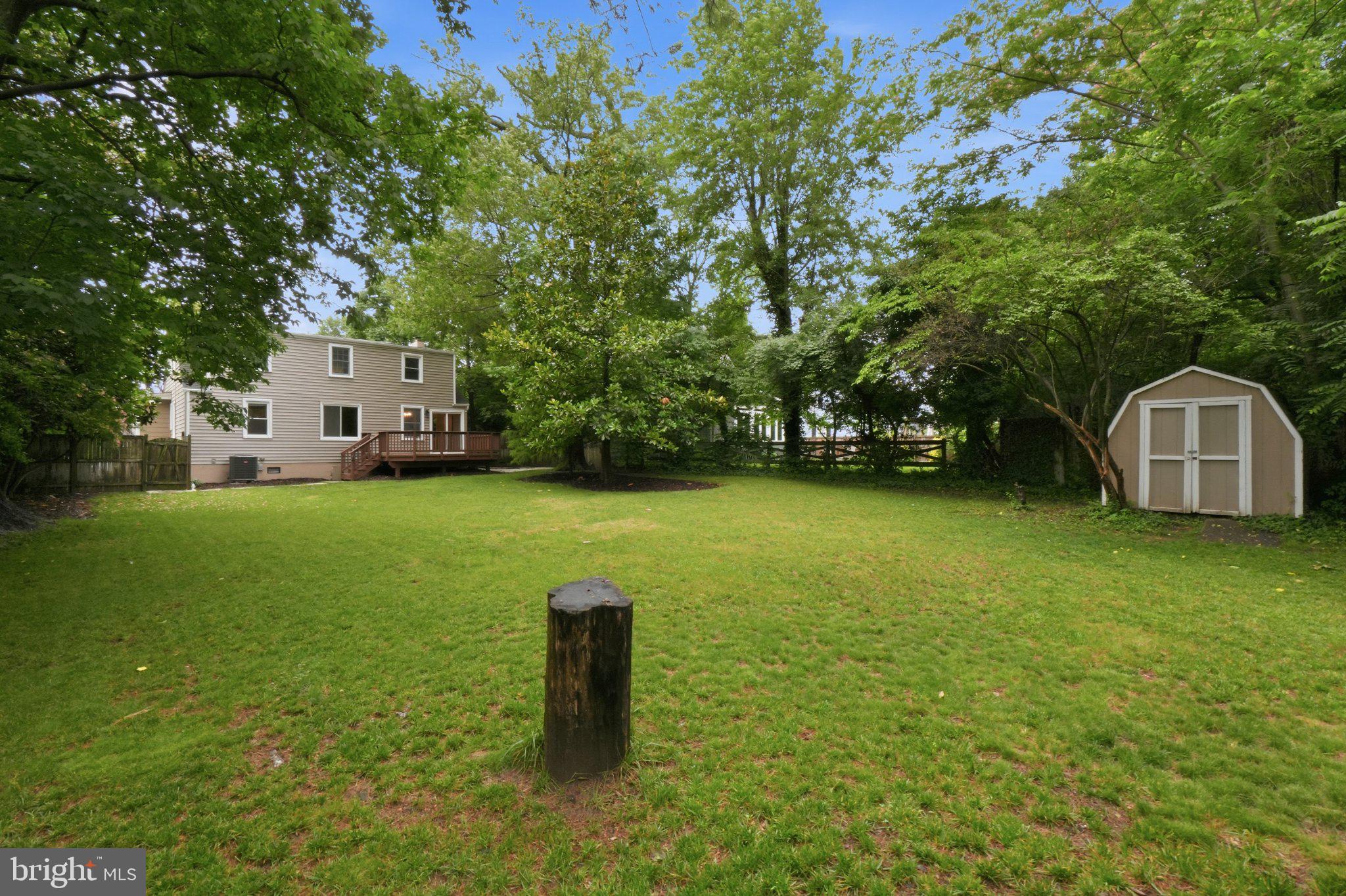 SLADES BROYHILL PARK - Residential
