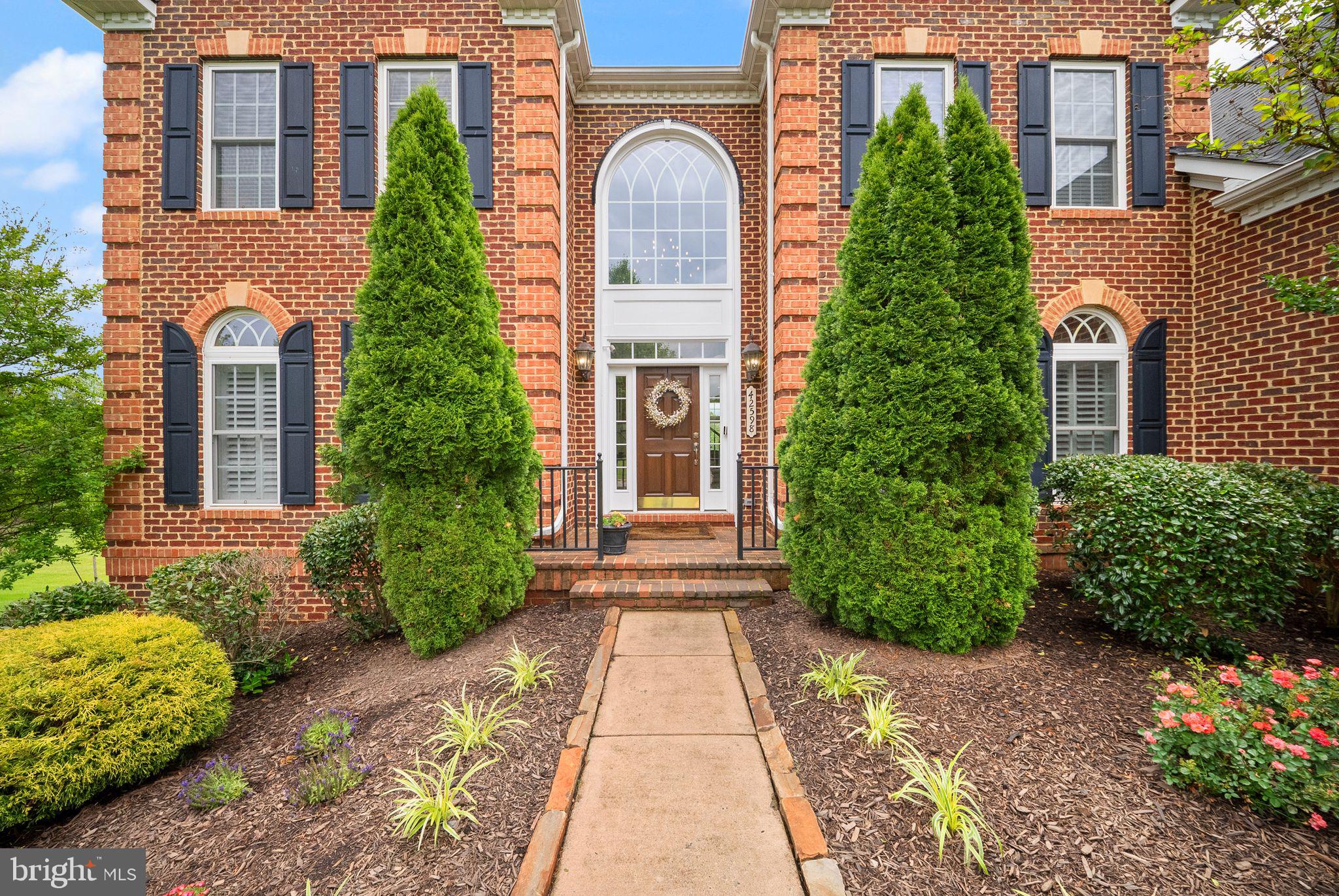 CEDAR HUNT - Residential