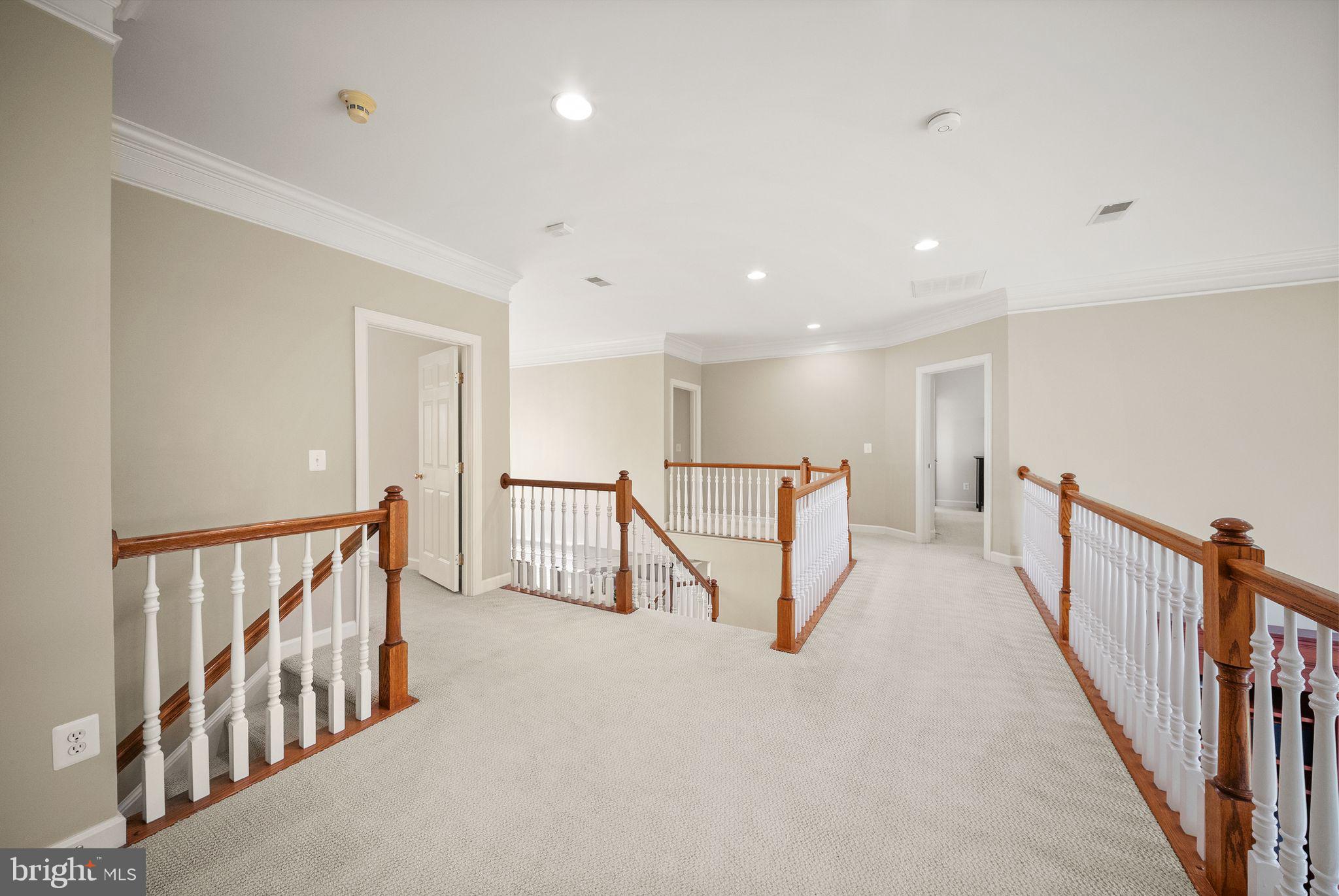 CEDAR HUNT - Residential
