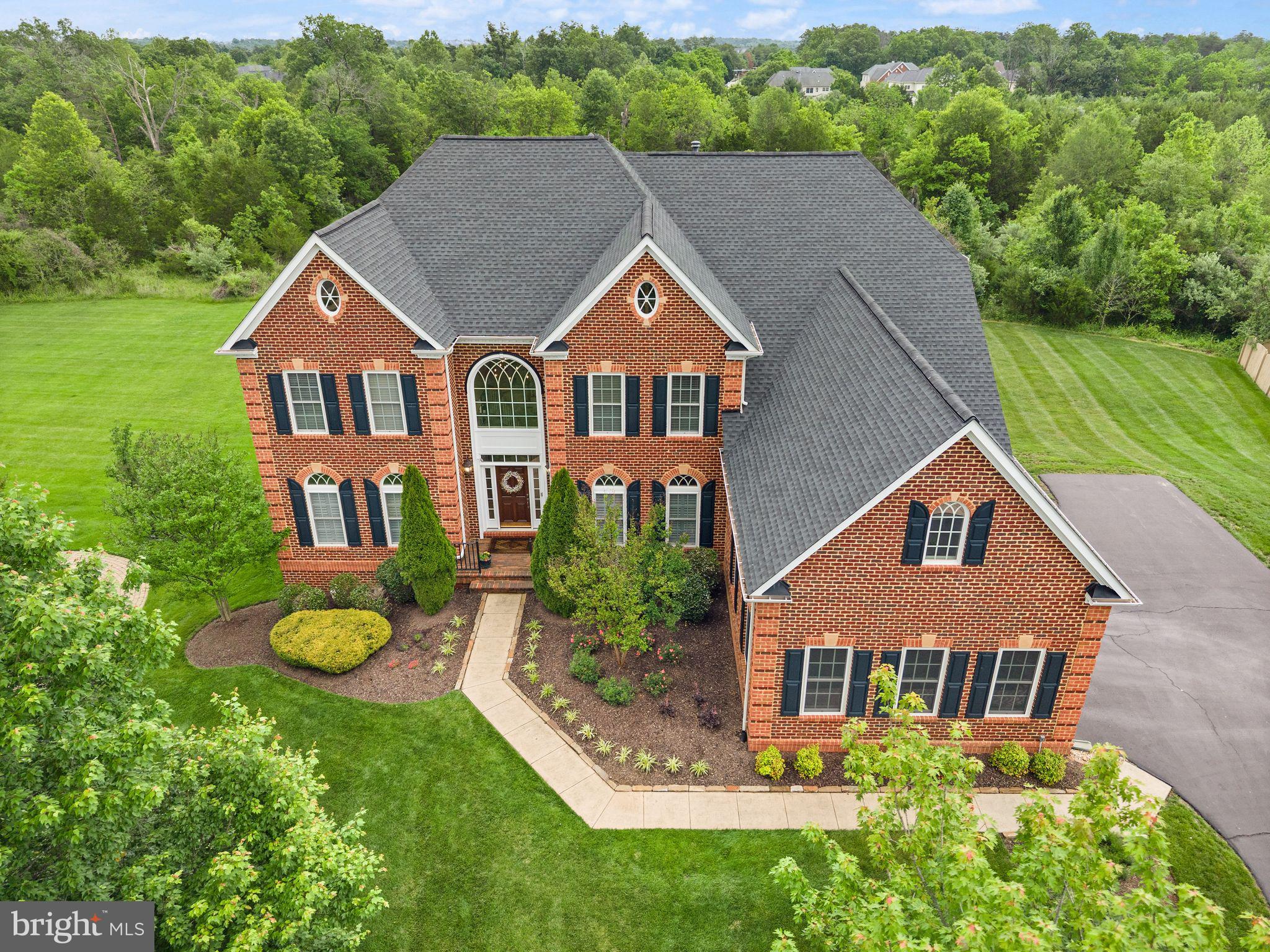 CEDAR HUNT - Residential