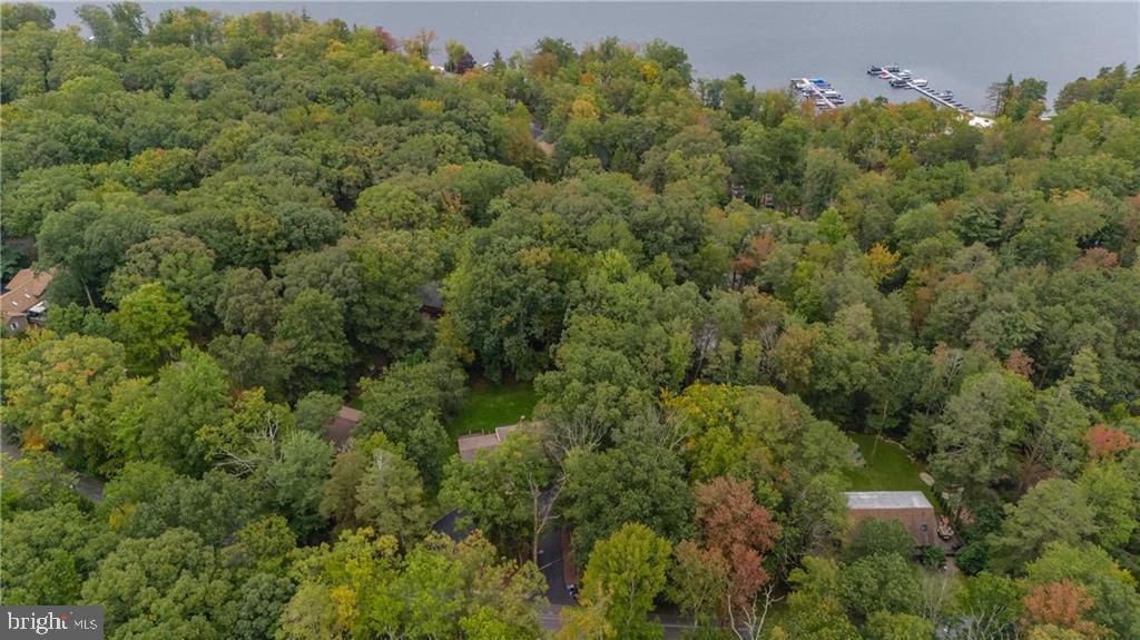 LAKE HAUTO - Residential