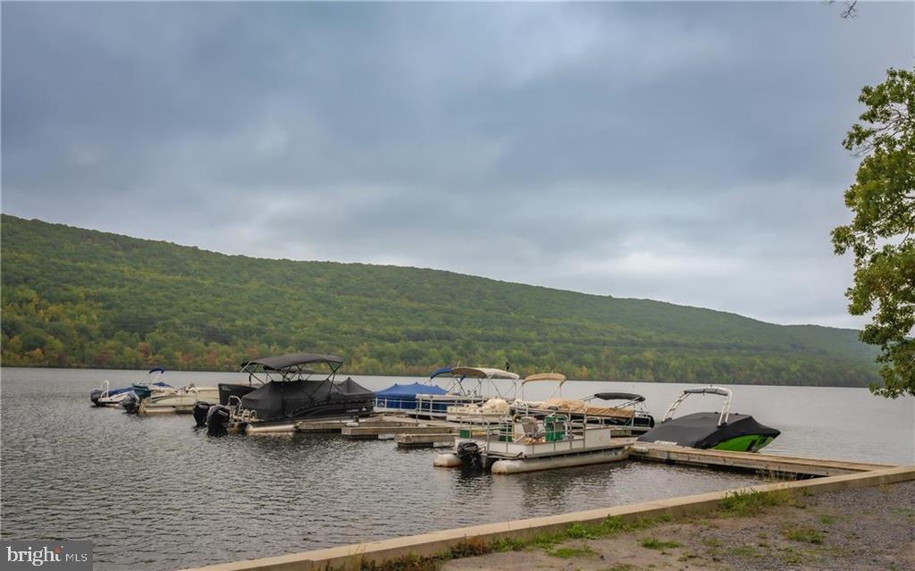 LAKE HAUTO - Residential