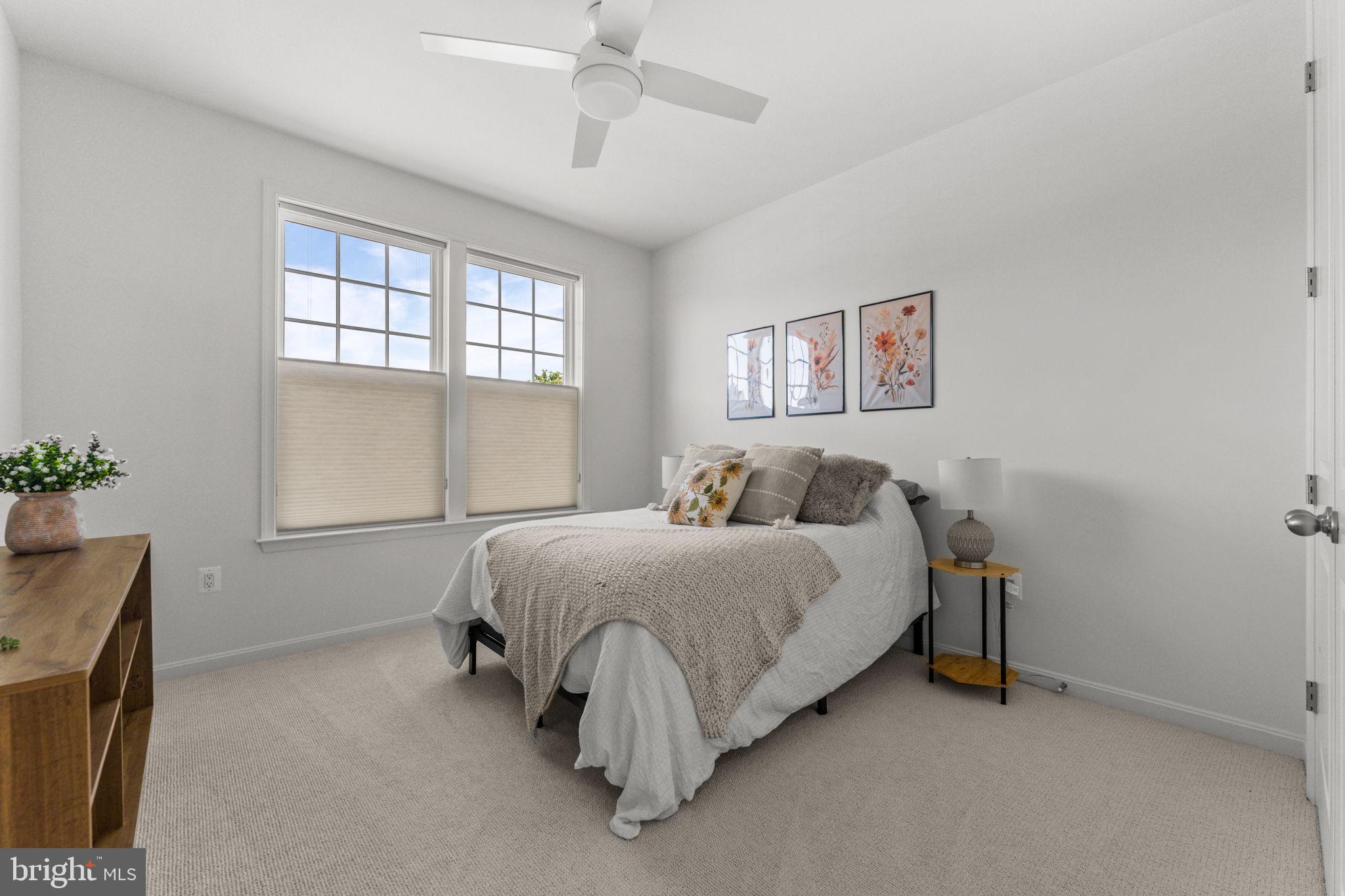 ABRAMS POINTE - Residential