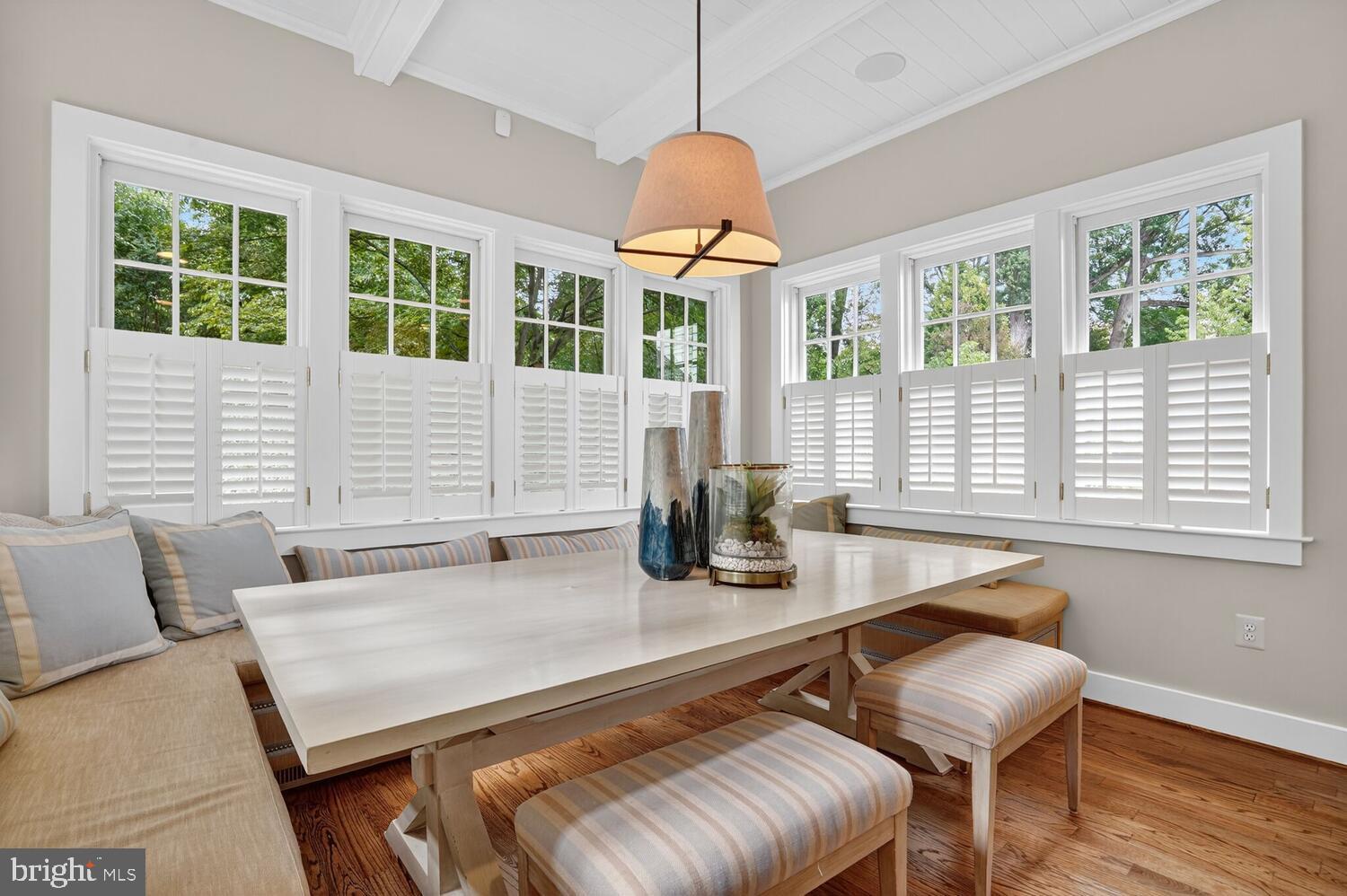 COUNTRY CLUB HILLS - Residential