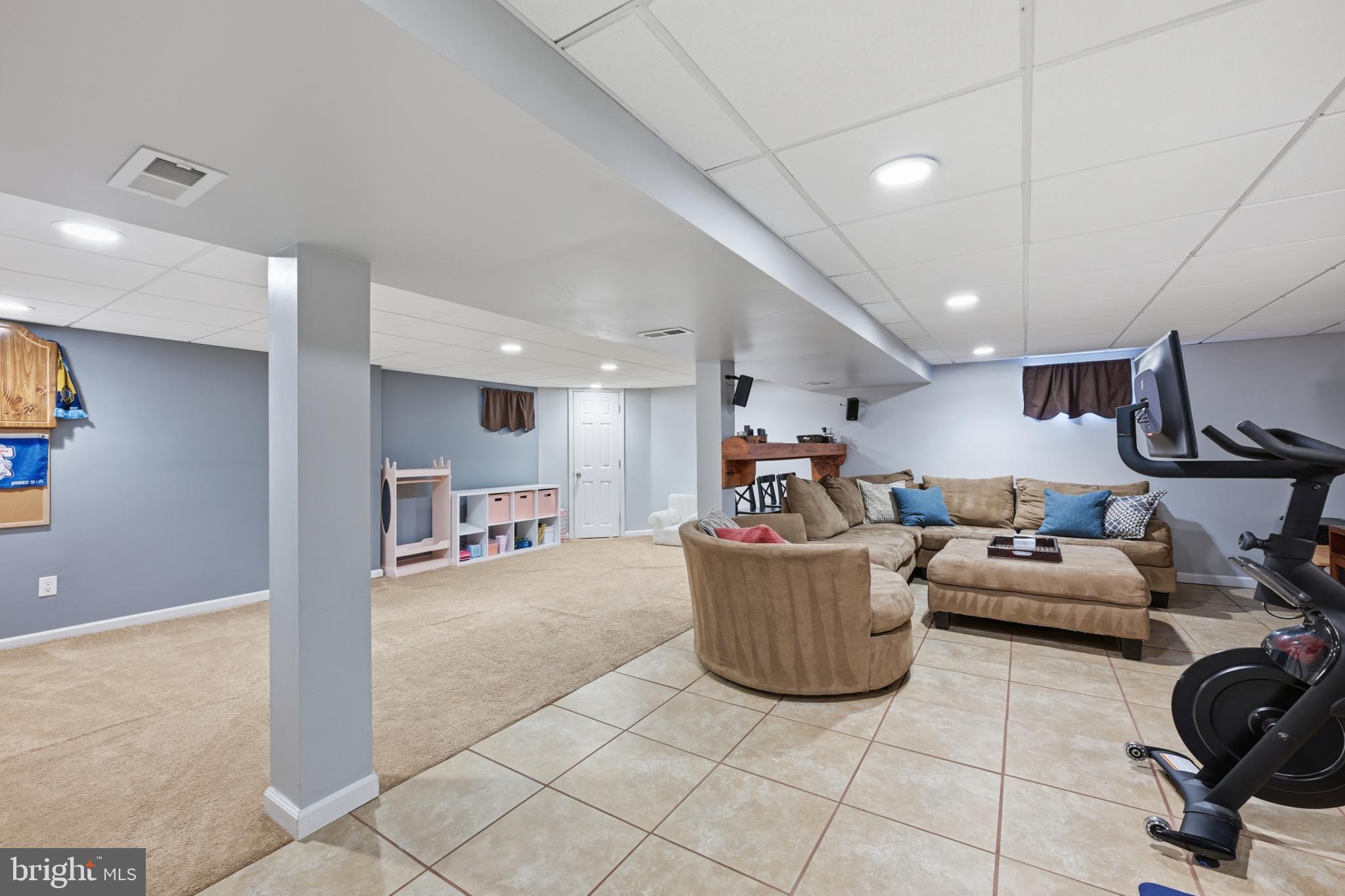 MEADOWVIEW ESTATES - Residential