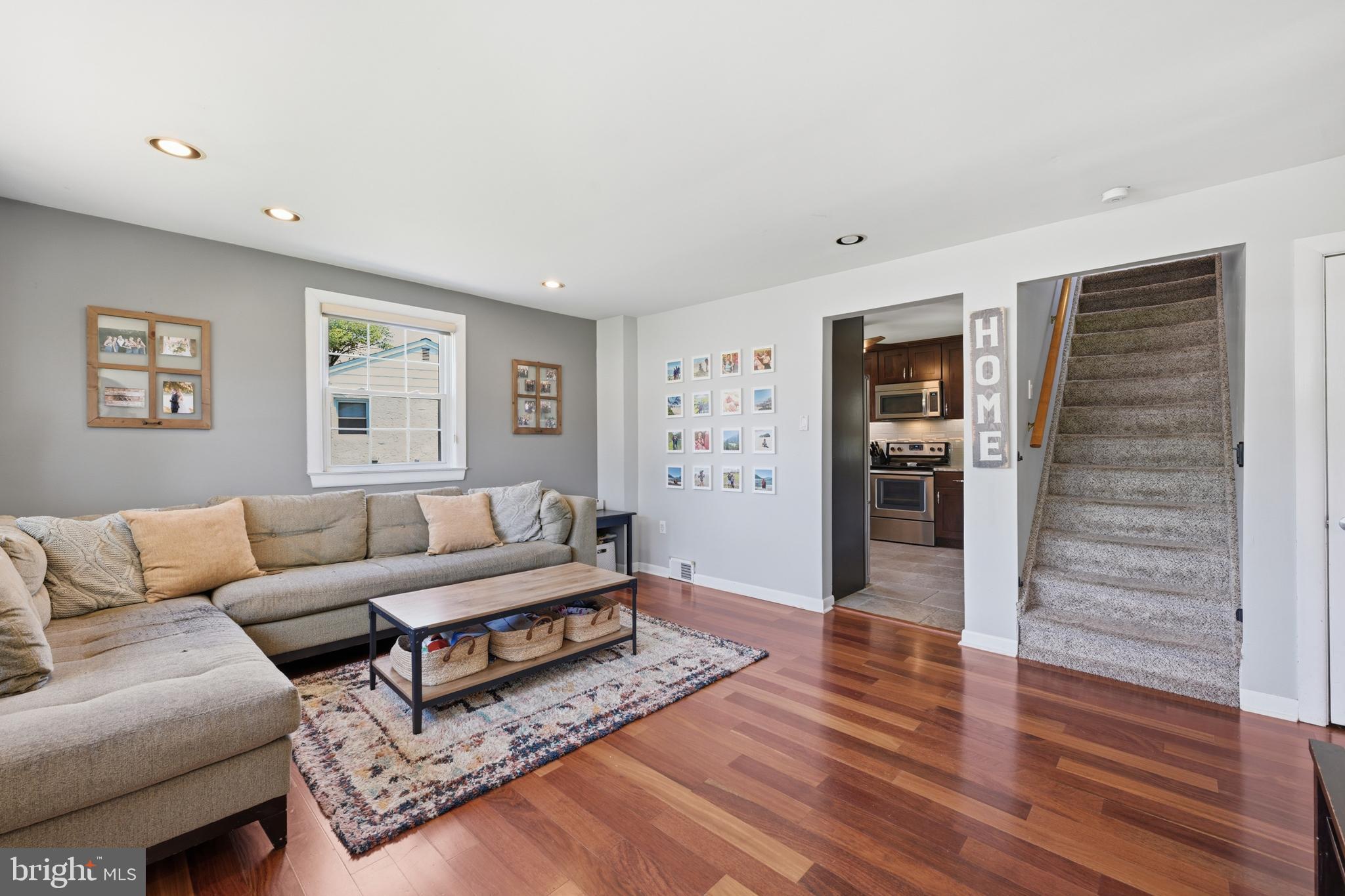 MEADOWVIEW ESTATES - Residential
