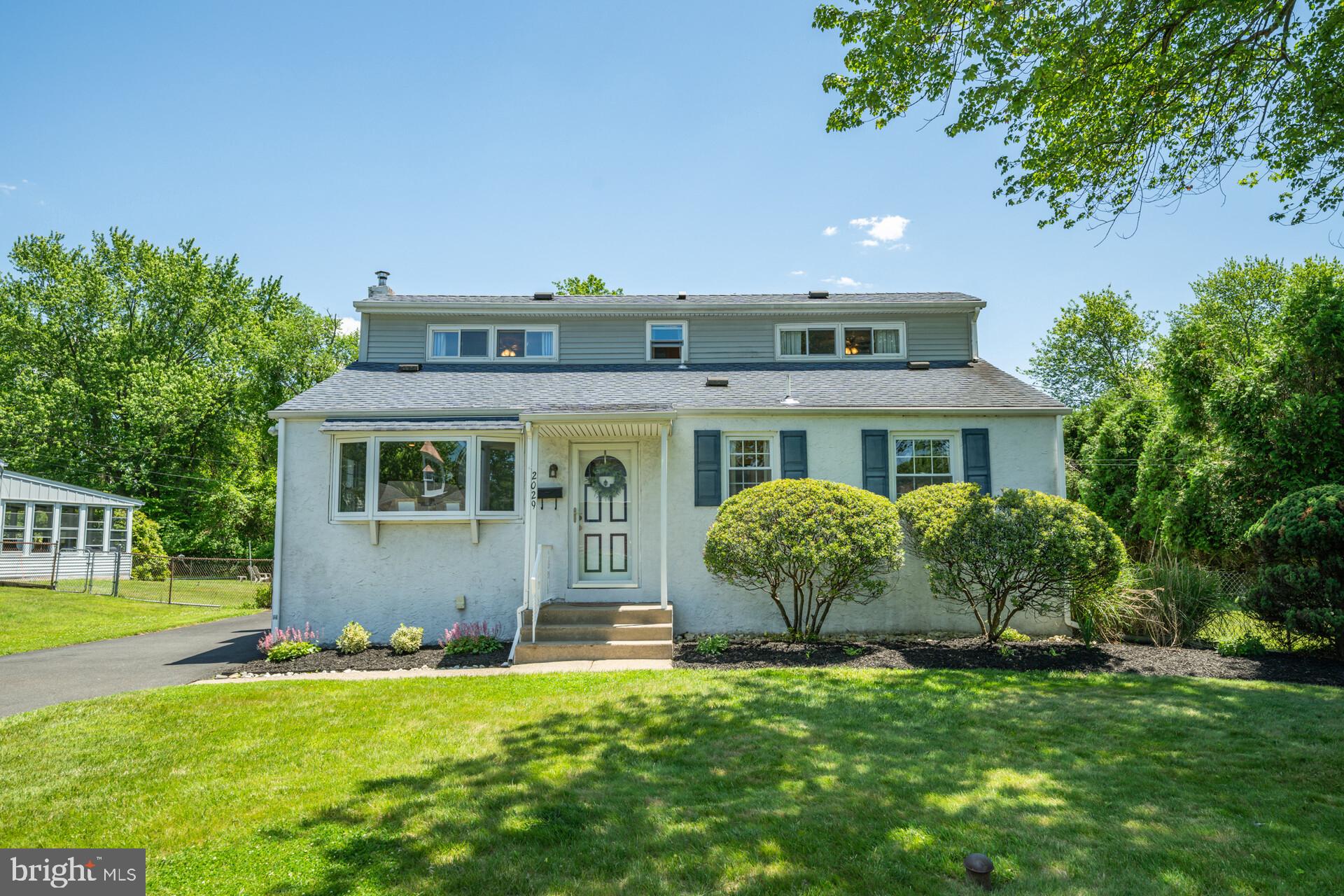 MEADOWVIEW ESTATES - Residential