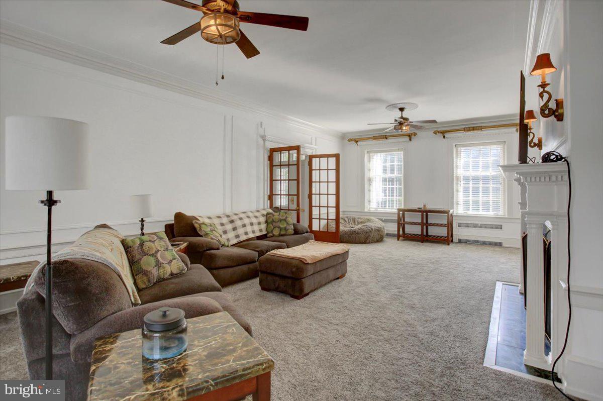 SHIPPENSBURG - Residential
