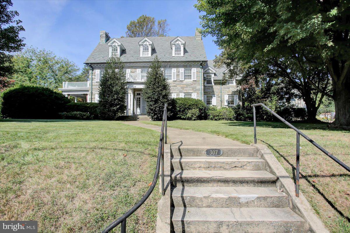 SHIPPENSBURG - Residential