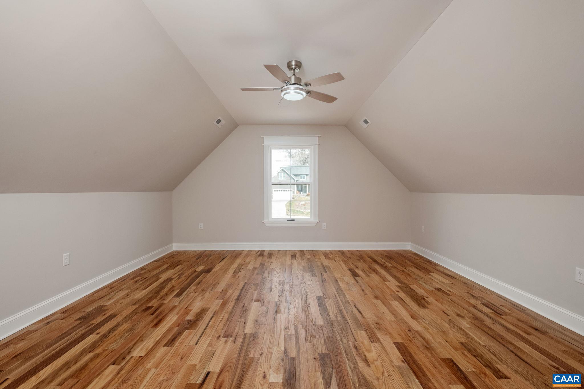 SILVER CREEK - Residential