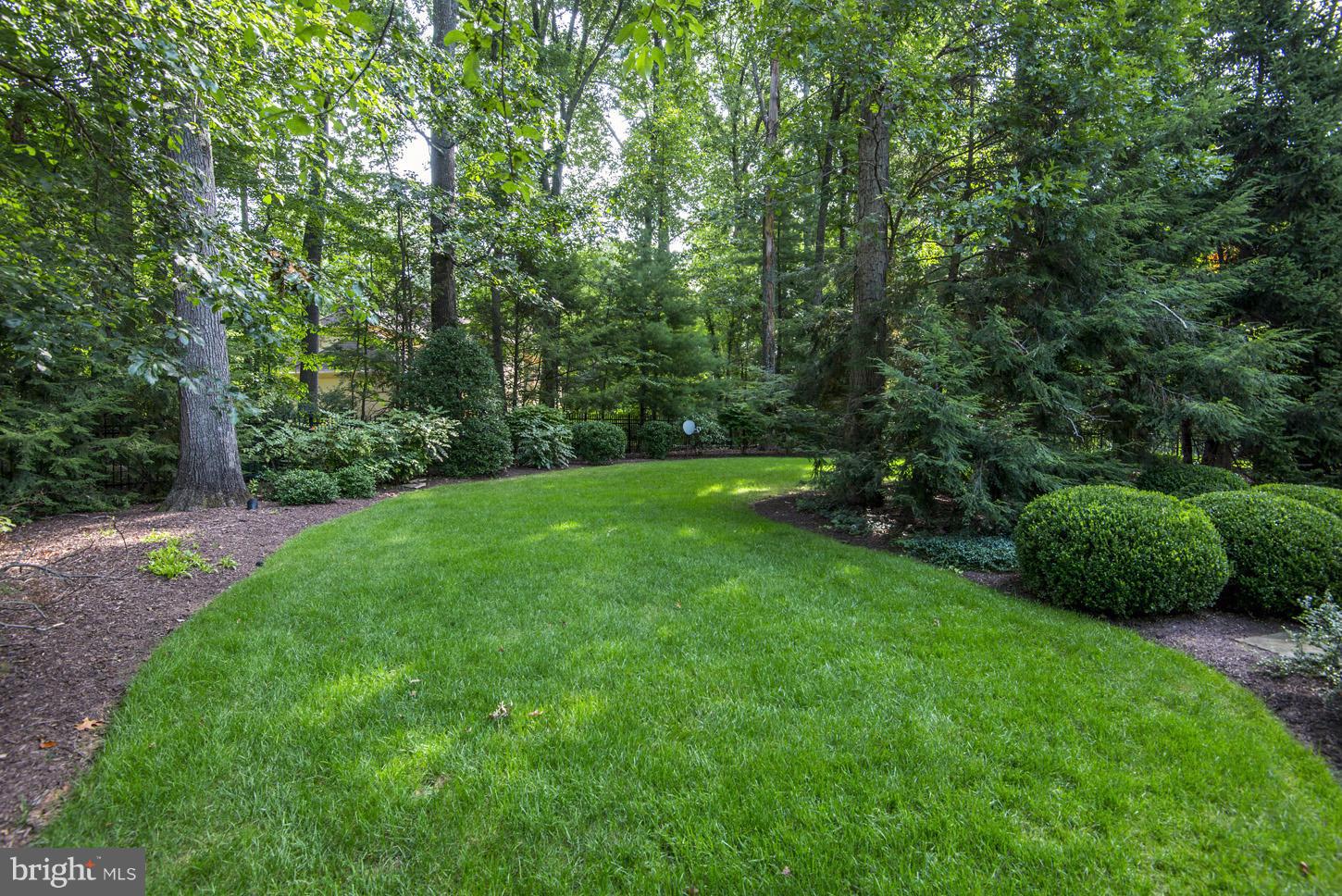 ELMWOOD ESTATES - Residential