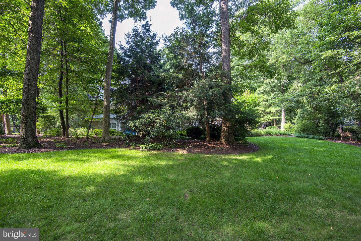 ELMWOOD ESTATES - Residential
