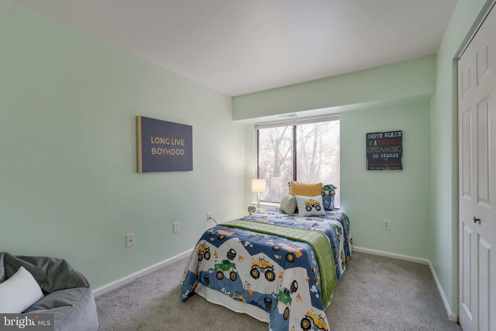 BATTERY HEIGHTS - Residential Lease