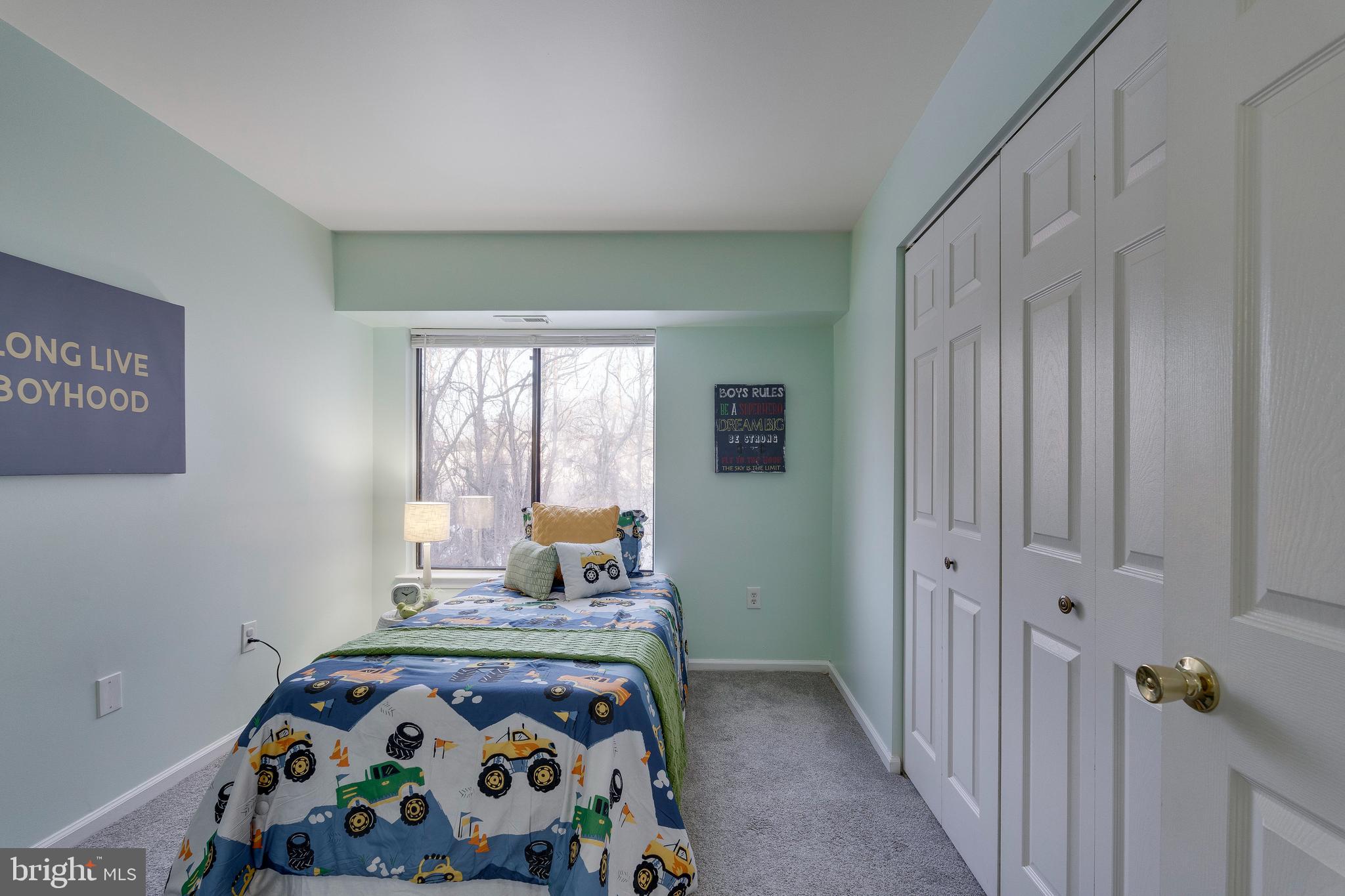 BATTERY HEIGHTS - Residential Lease