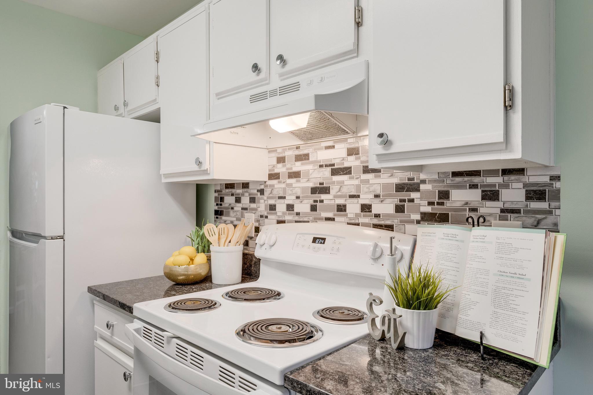 BATTERY HEIGHTS - Residential Lease