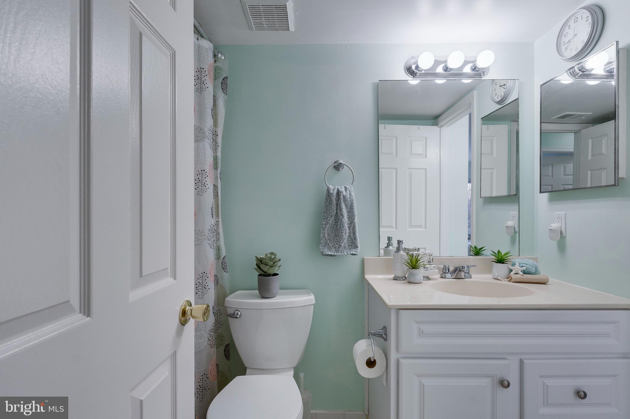 BATTERY HEIGHTS - Residential Lease