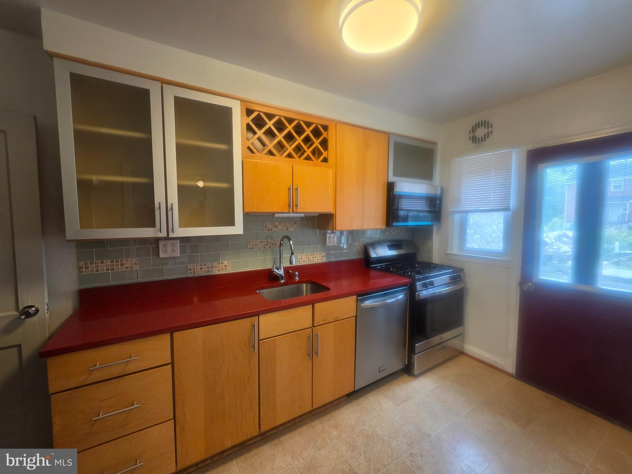 IDLEWOOD - Residential